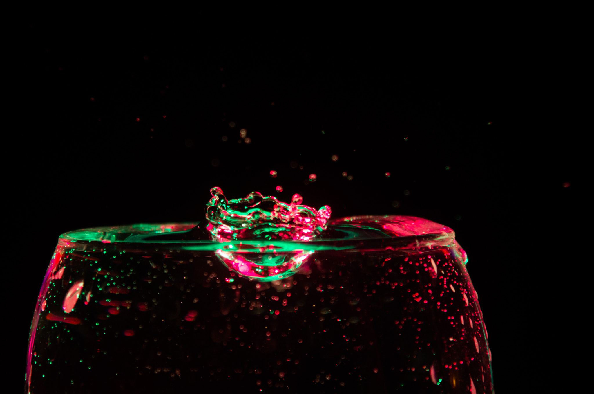 Pentax K-5 IIs sample photo. Water drops photography