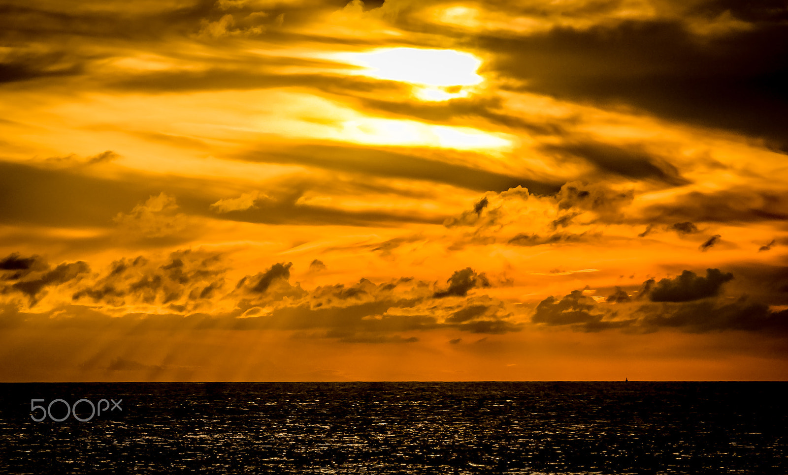 Sigma 150-500mm F5-6.3 DG OS HSM sample photo. Sunset in the bahamas from a cruise ship photography