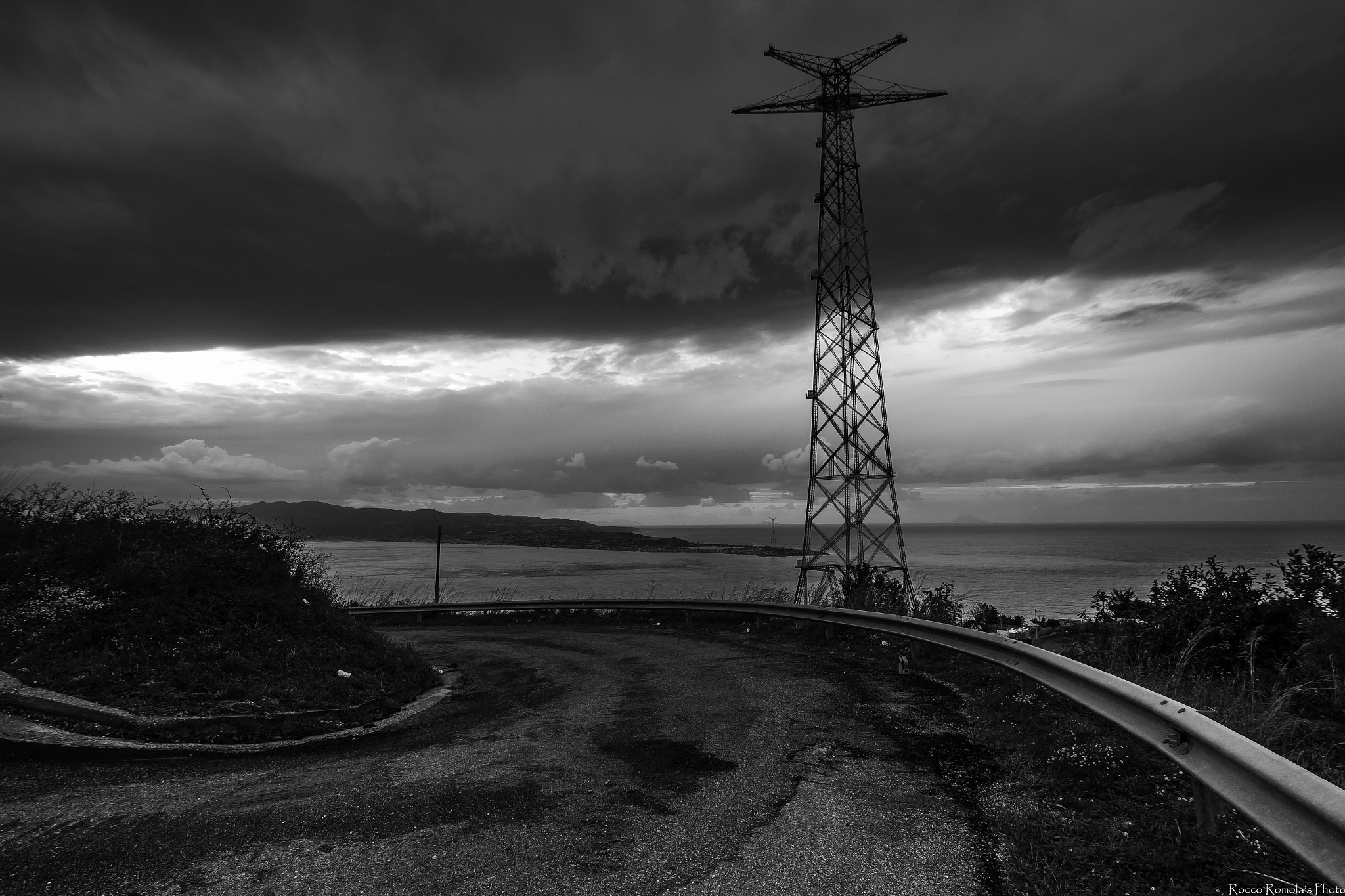 Canon EOS M sample photo. Linee curve photography
