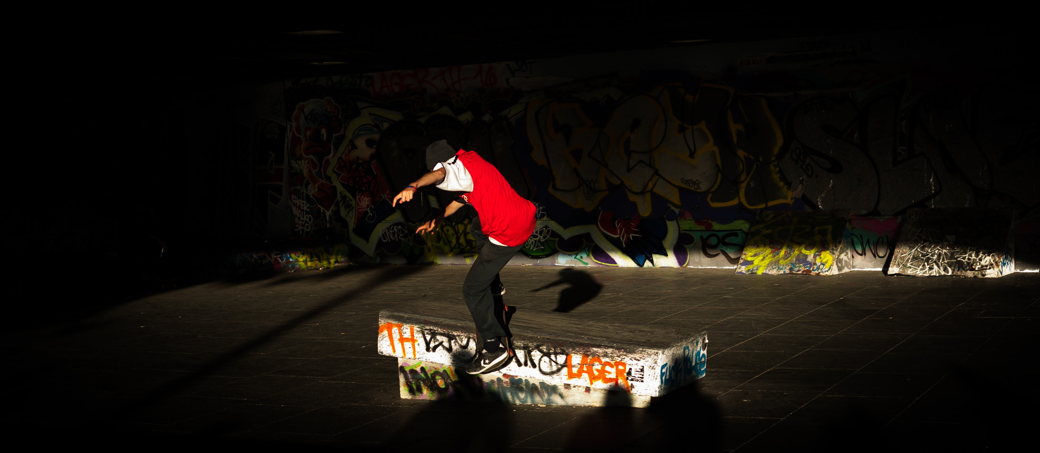 Panasonic Lumix DMC-G1 + Panasonic Leica DG Summilux 25mm F1.4 II ASPH sample photo. Skateboarding on south bank photography