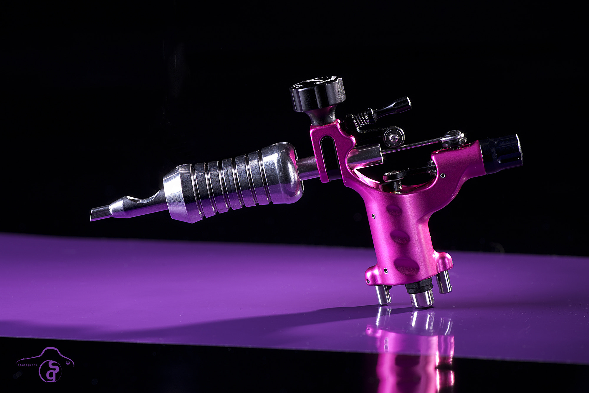 Canon EOS-1Ds Mark III sample photo. Tattoo maschine photography