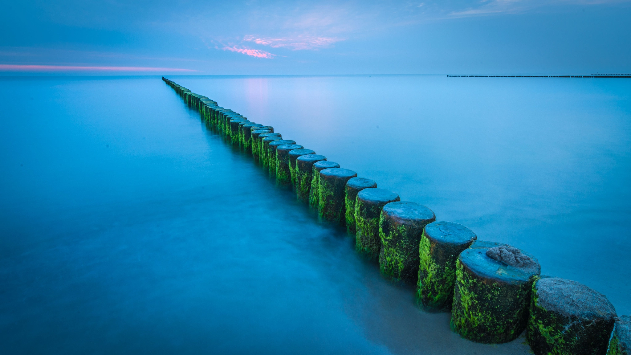 Samsung/Schneider D-XENON 12-24mm F4 ED AL [IF] sample photo. Blue sunrise photography
