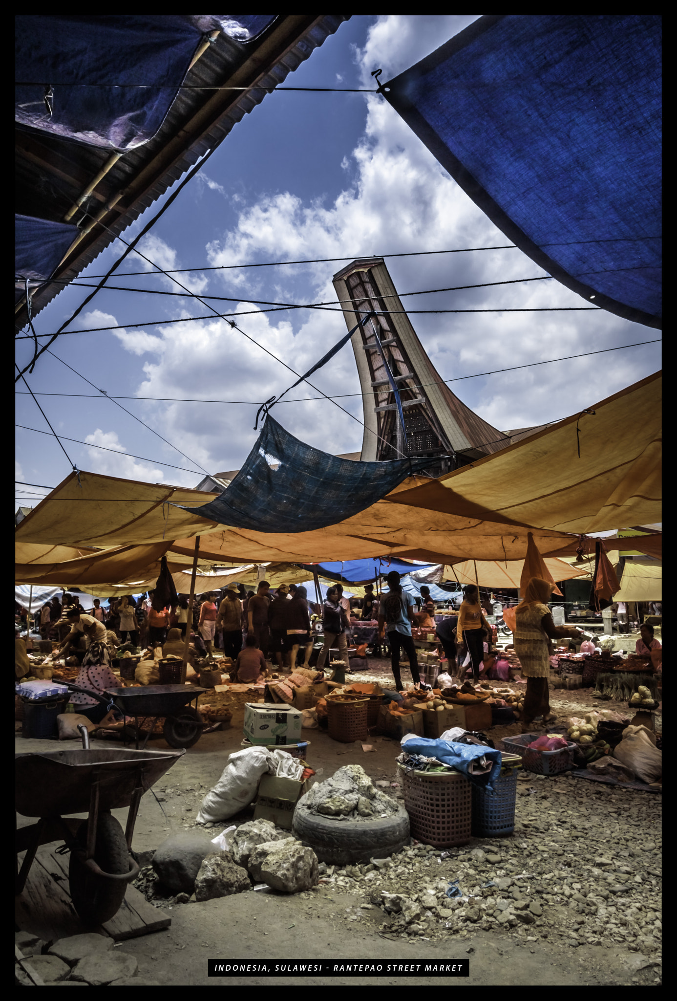 Canon EOS 750D (EOS Rebel T6i / EOS Kiss X8i) sample photo. Sulawesi tana toraja photography
