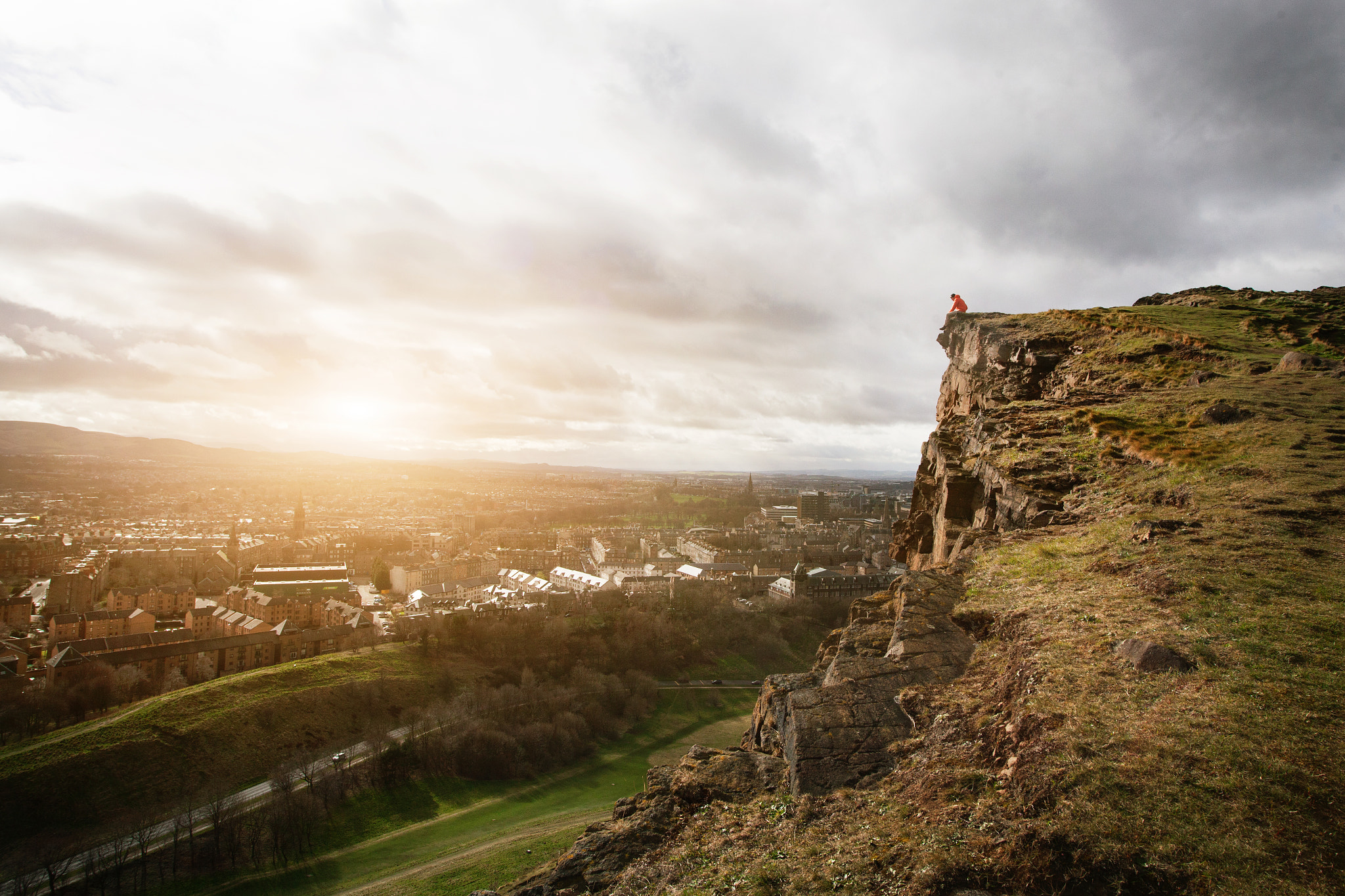 Sigma 20mm EX f/1.8 sample photo. Arthur's seat photography