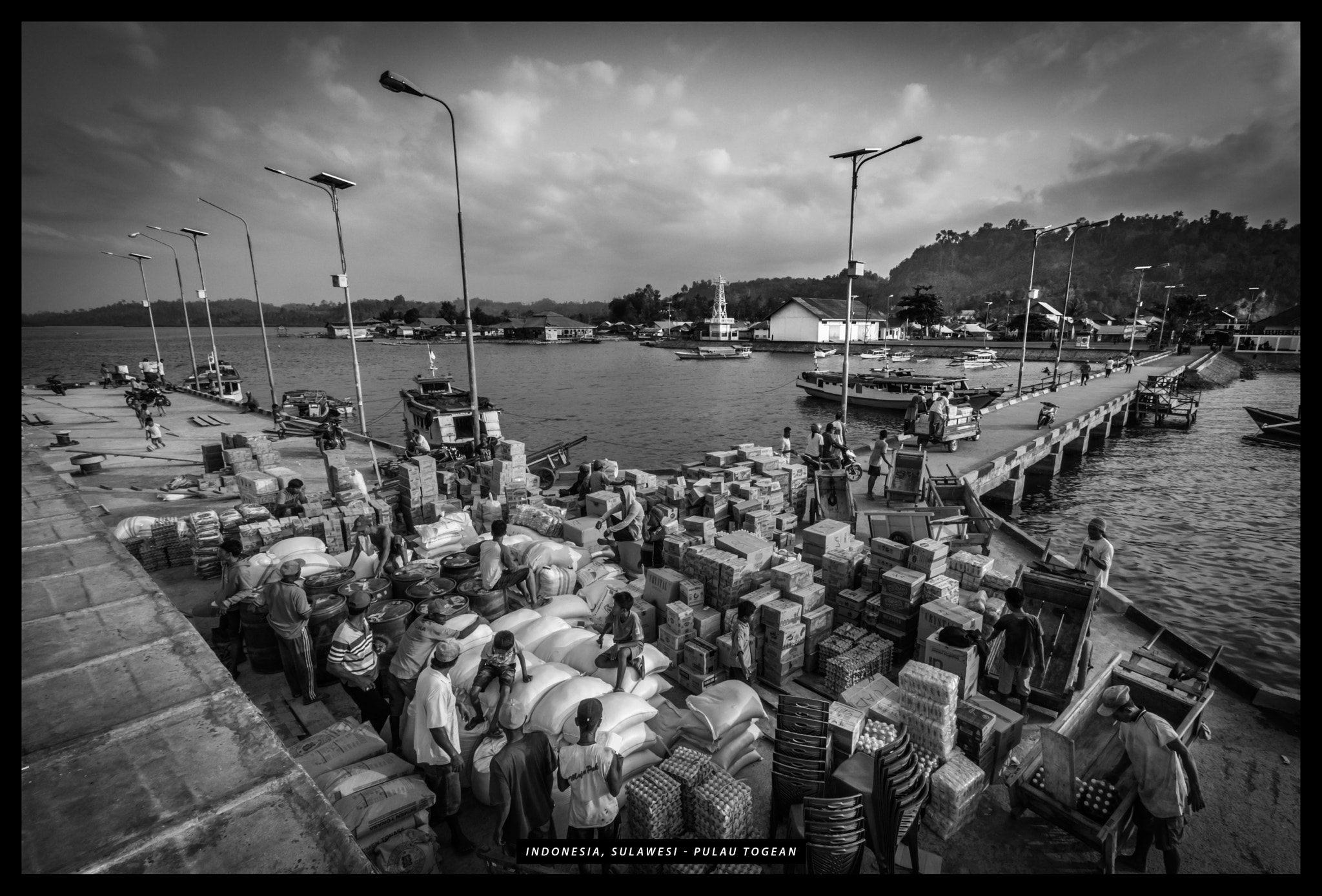 Canon EOS 750D (EOS Rebel T6i / EOS Kiss X8i) sample photo. Sulawesi pulau togian photography