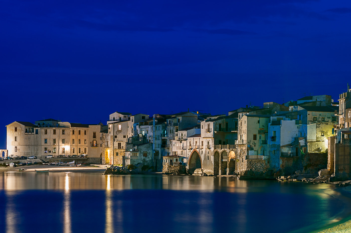 Nikon D90 + AF Zoom-Nikkor 35-70mm f/2.8D sample photo. "blue hour in cefalù" _dsc4614.jpg photography