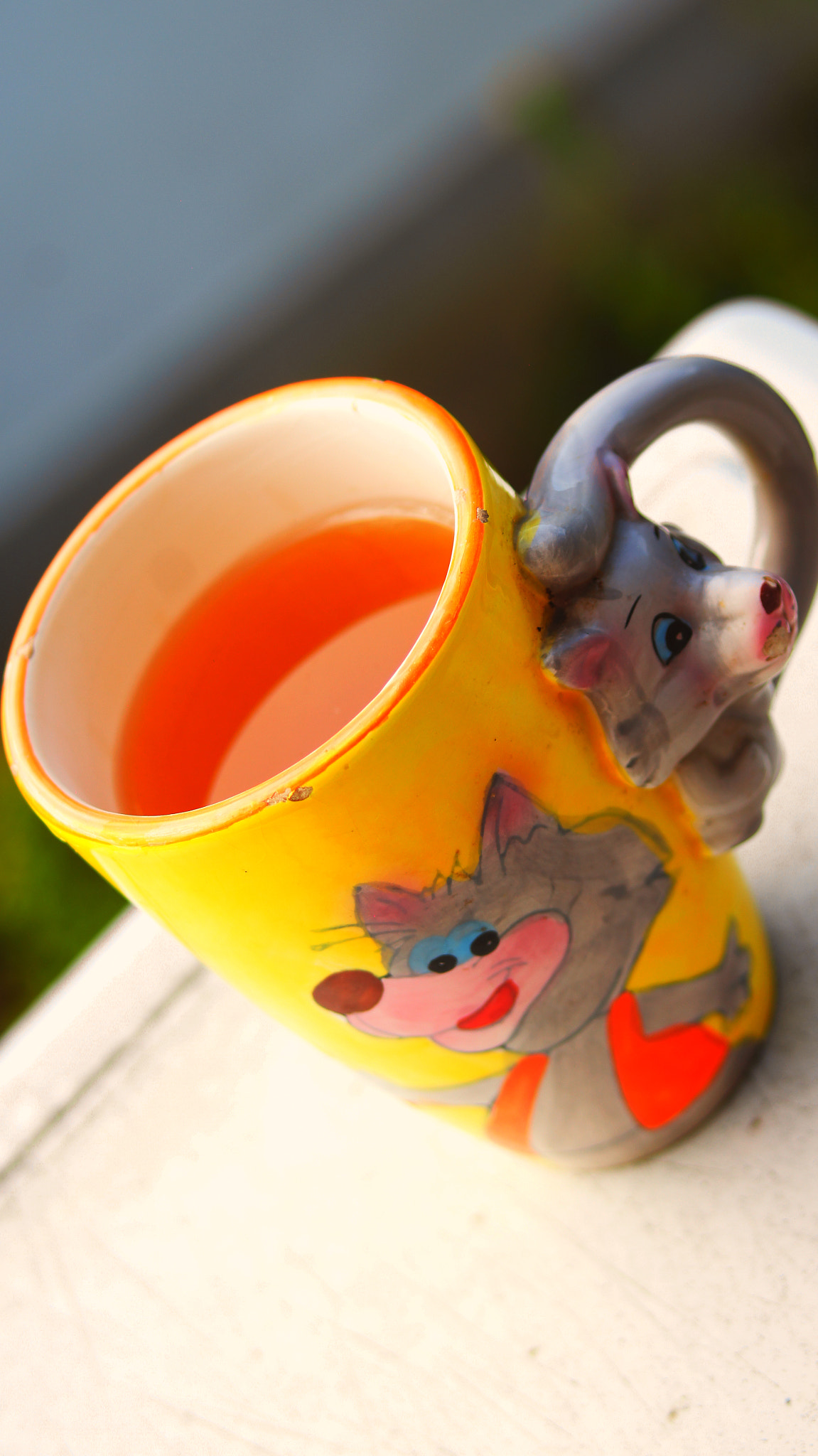 35-70mm F4 sample photo. A cup of tea photography