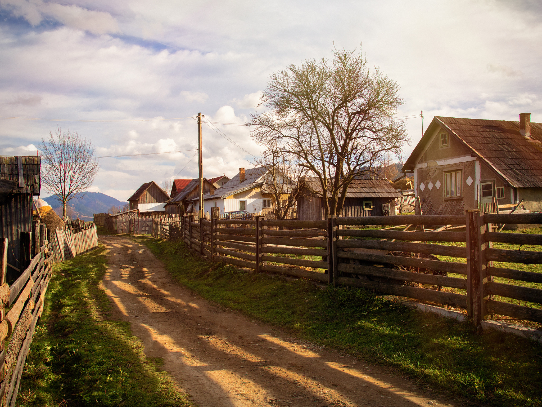 Olympus OM-D E-M5 + Sigma 19mm F2.8 DN Art sample photo. Campulung moldovenesc photography