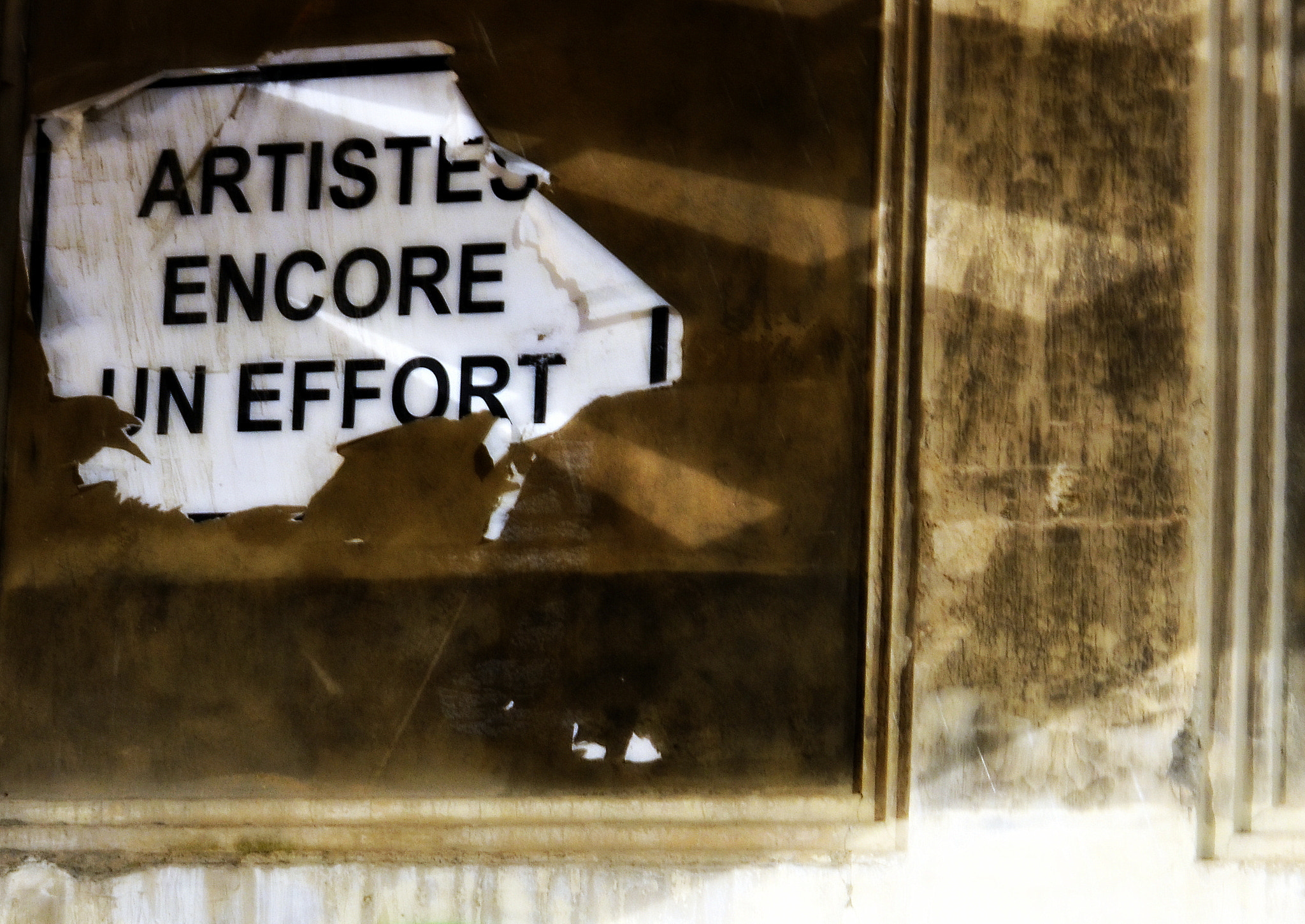 AF Zoom-Nikkor 28-70mm f/3.5-4.5 sample photo. Artistes, encore un effort! photography