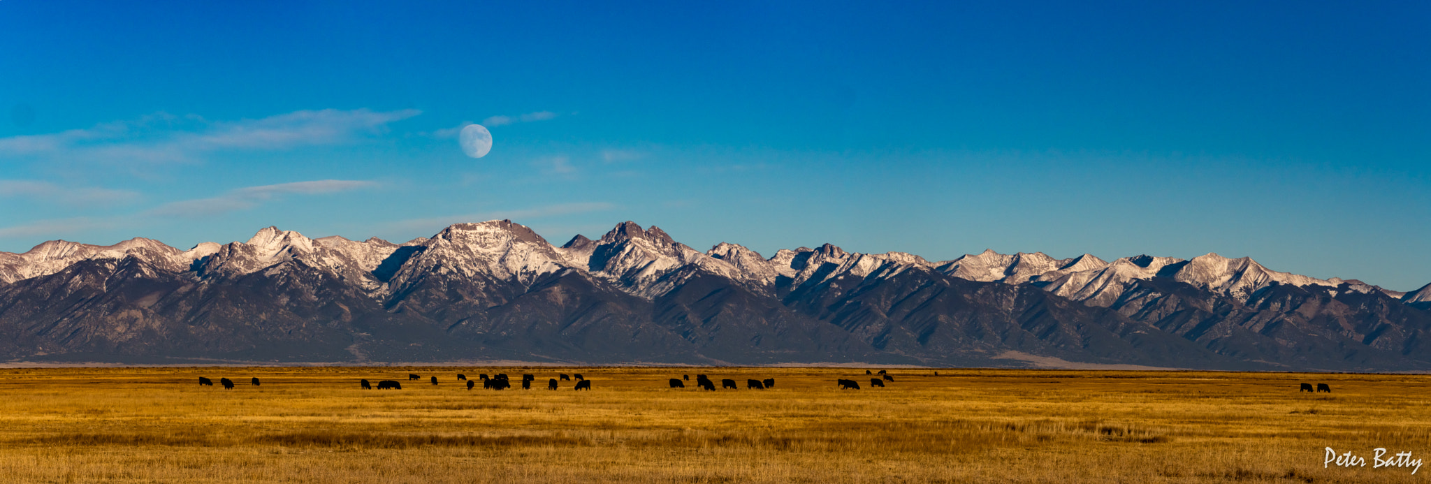 Panasonic Lumix DMC-GX8 + Olympus M.Zuiko Digital ED 40-150mm F2.8 Pro sample photo. San luis valley moon rise photography