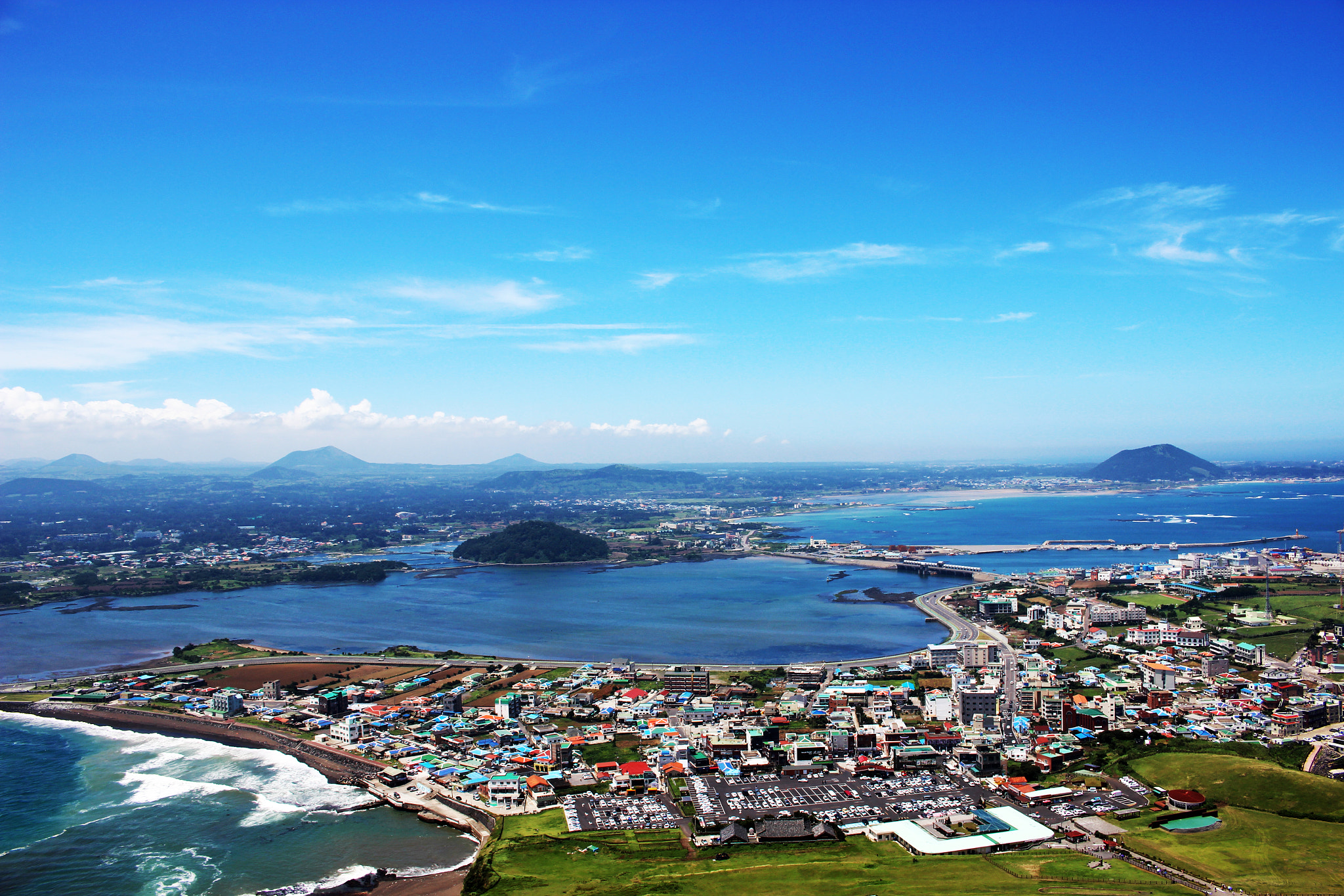 Canon EOS 600D (Rebel EOS T3i / EOS Kiss X5) sample photo. One the top of the mountain photography