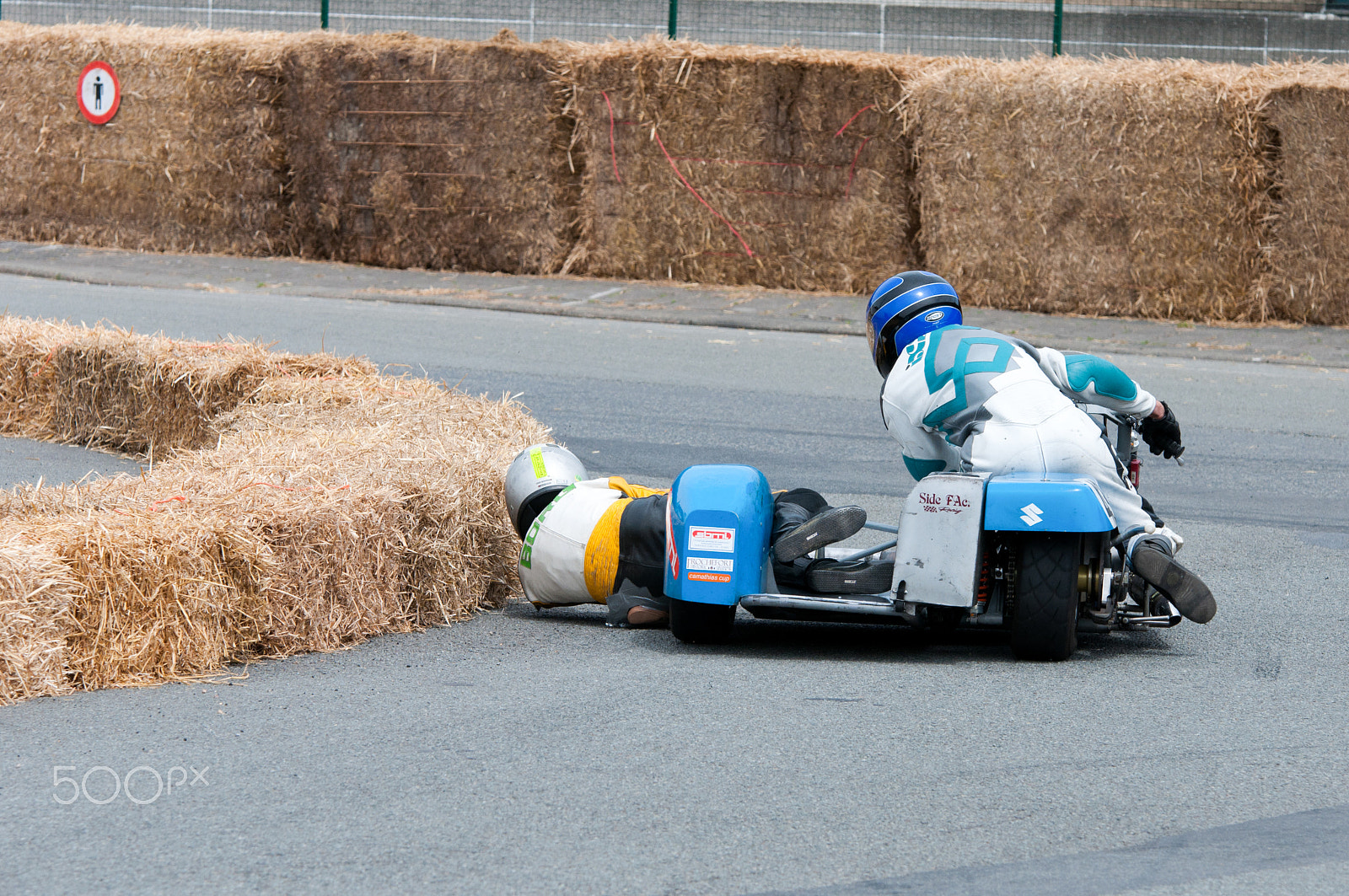 Sigma 70-200mm F2.8 EX DG OS HSM sample photo. Extreme sidecar turning photography