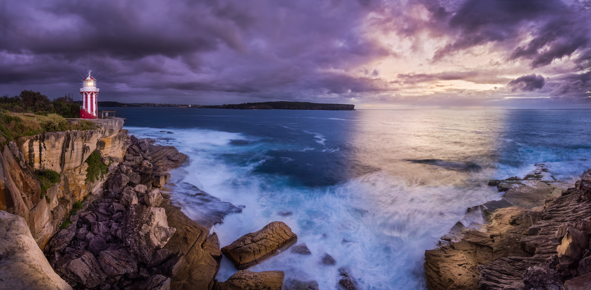 Canon EOS 550D (EOS Rebel T2i / EOS Kiss X4) sample photo. Hornby lighthouse sunrise photography