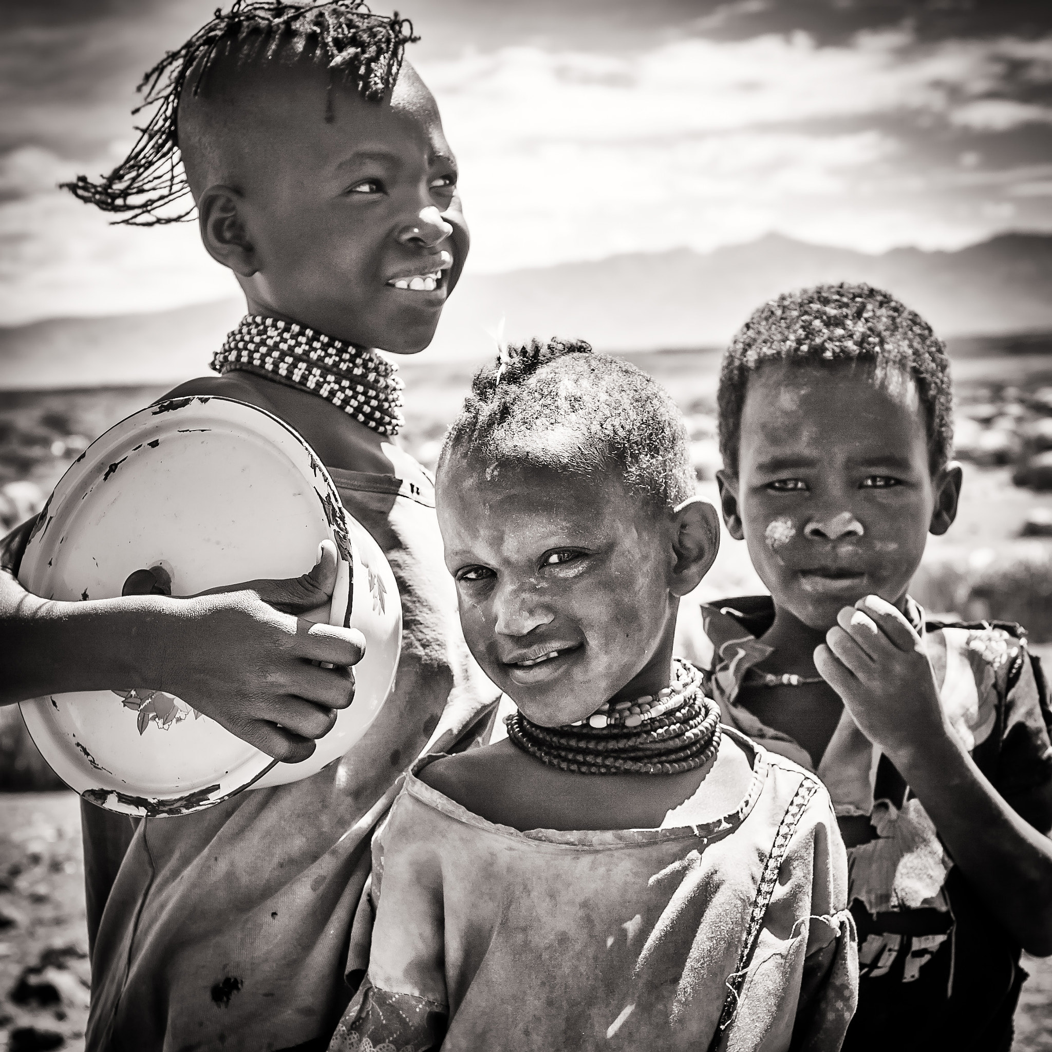 Canon EOS-1D Mark II N + Canon EF 24-70mm F2.8L USM sample photo. Turkana children photography