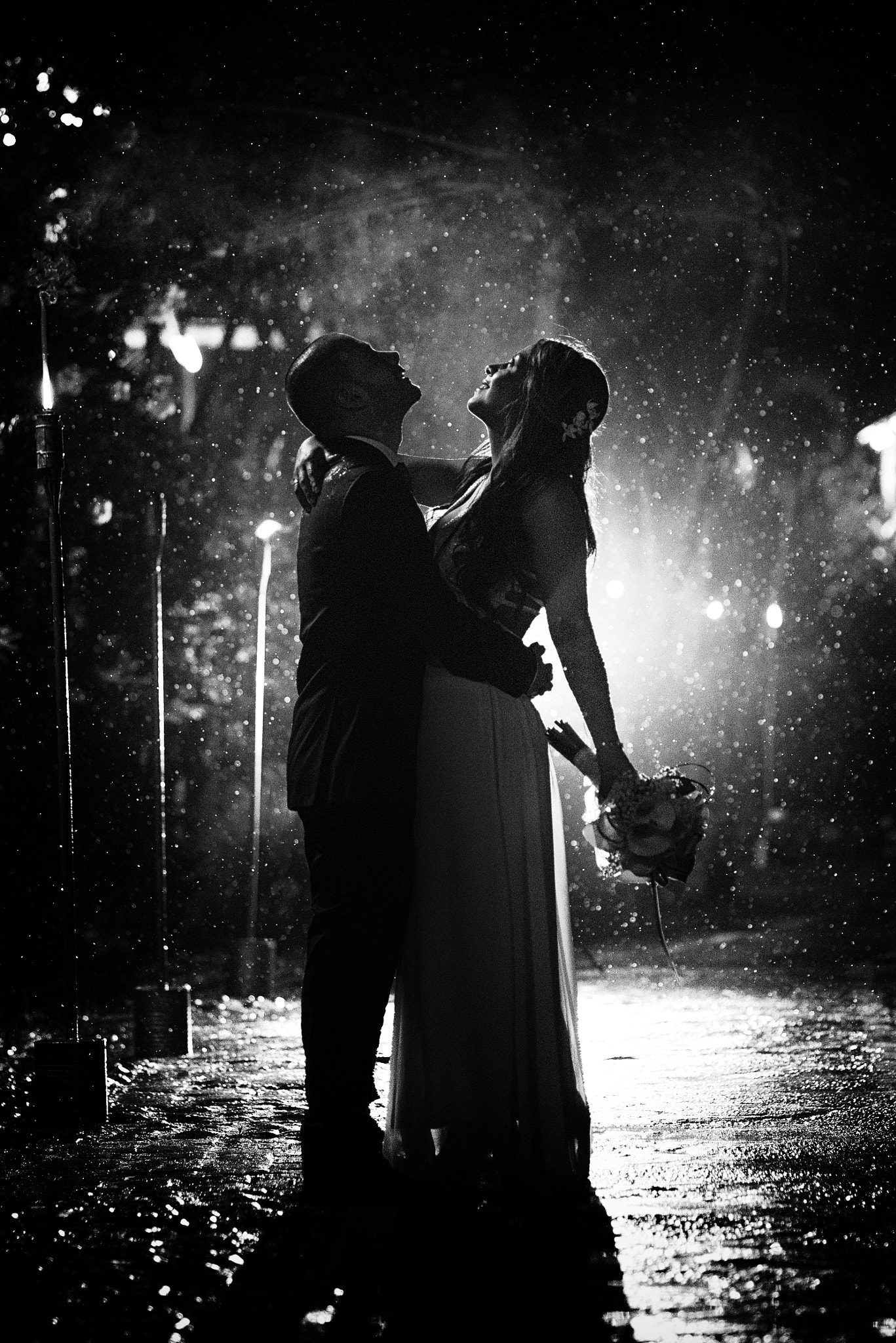 Nikon D610 + Nikon AF Nikkor 105mm F2D DC sample photo. Dance in the rain photography