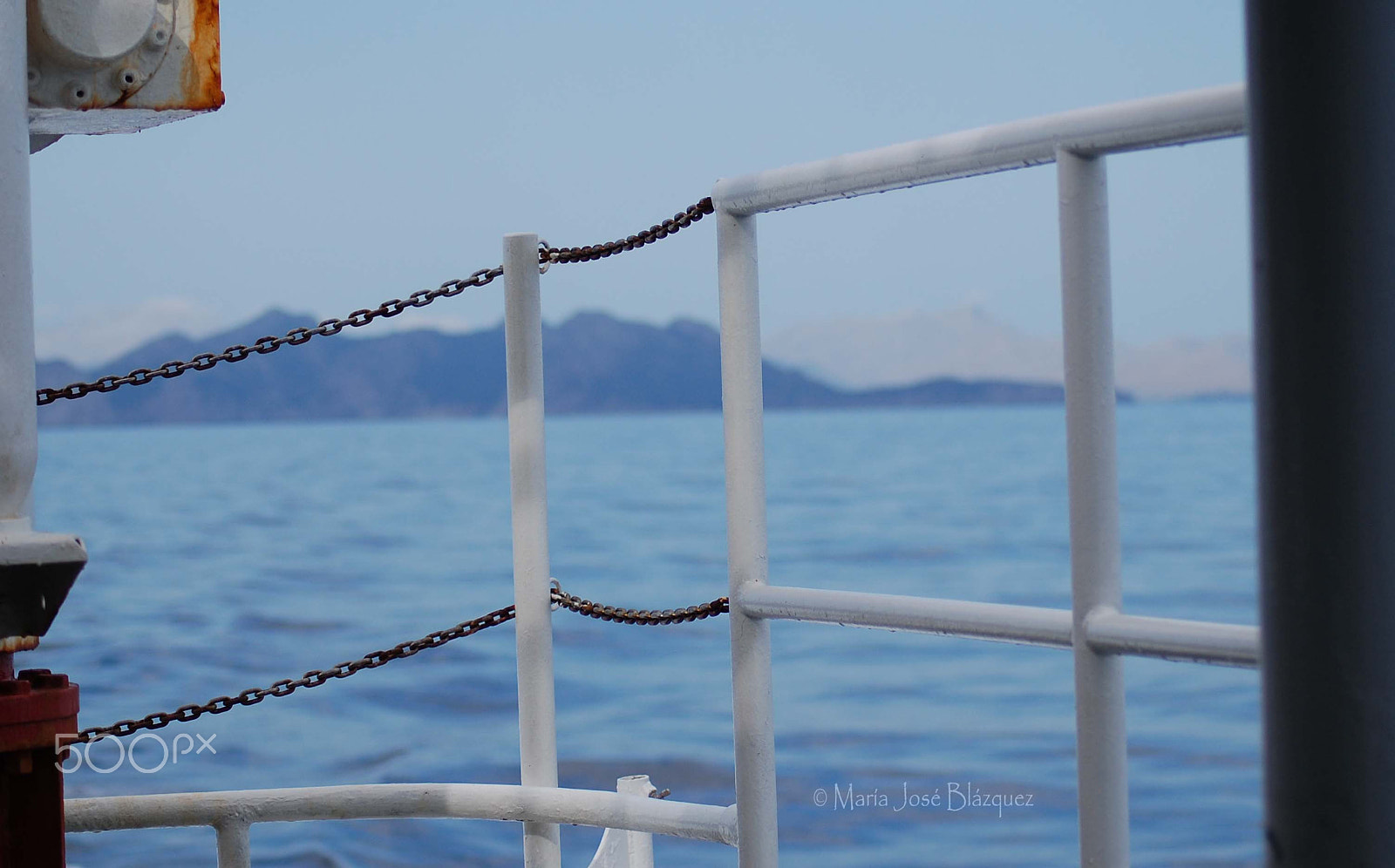 Nikon D40 sample photo. On board photography