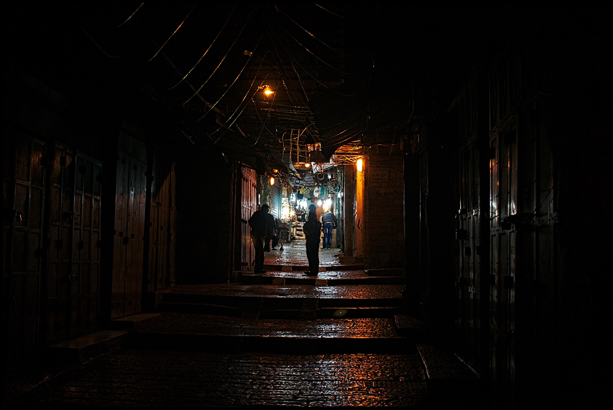 Sony Alpha NEX-5N + Sigma 30mm F2.8 EX DN sample photo. David street photography