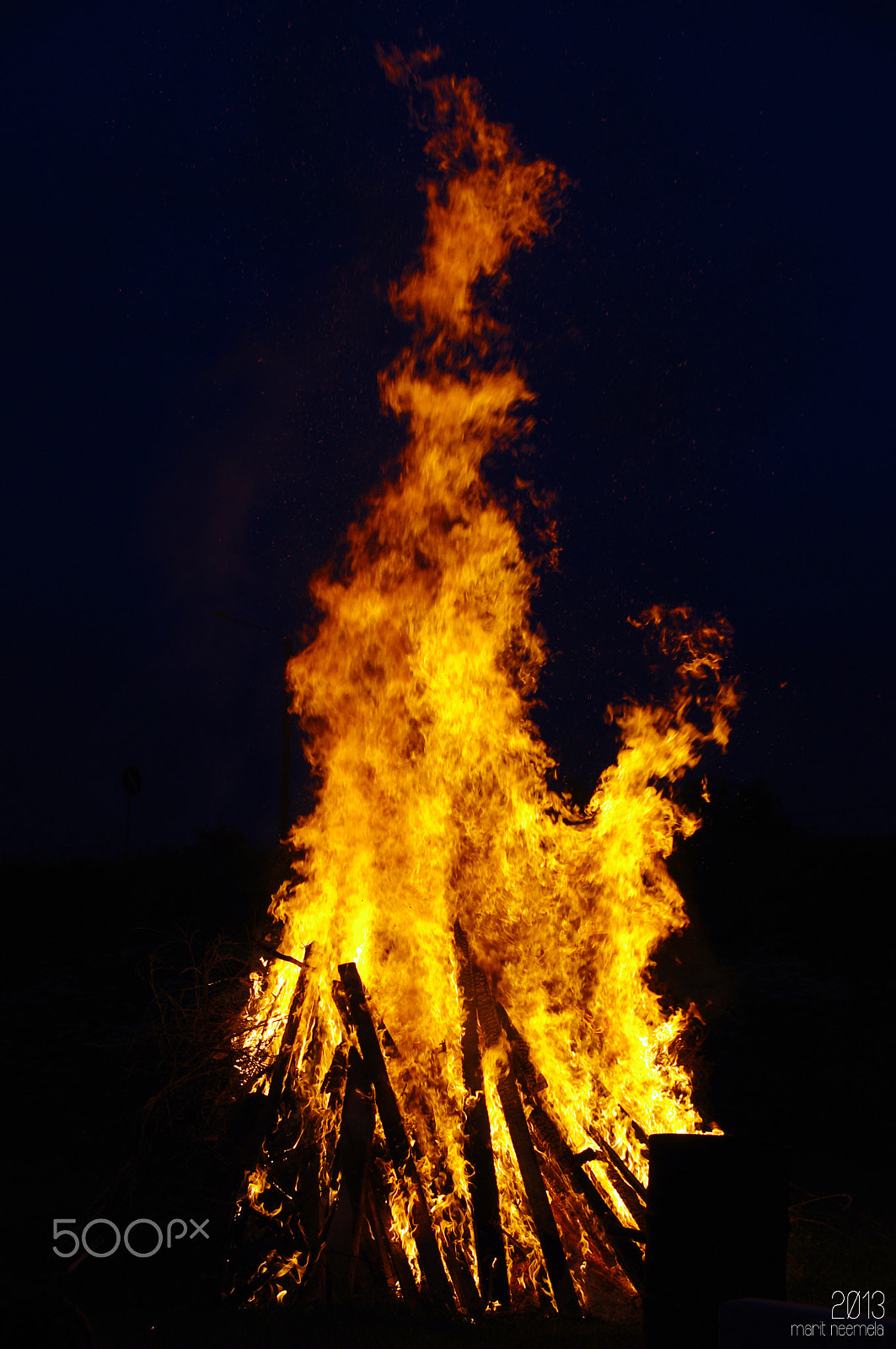 Tamron AF 18-200mm F3.5-6.3 XR Di II LD Aspherical (IF) Macro sample photo. Midsummer night photography