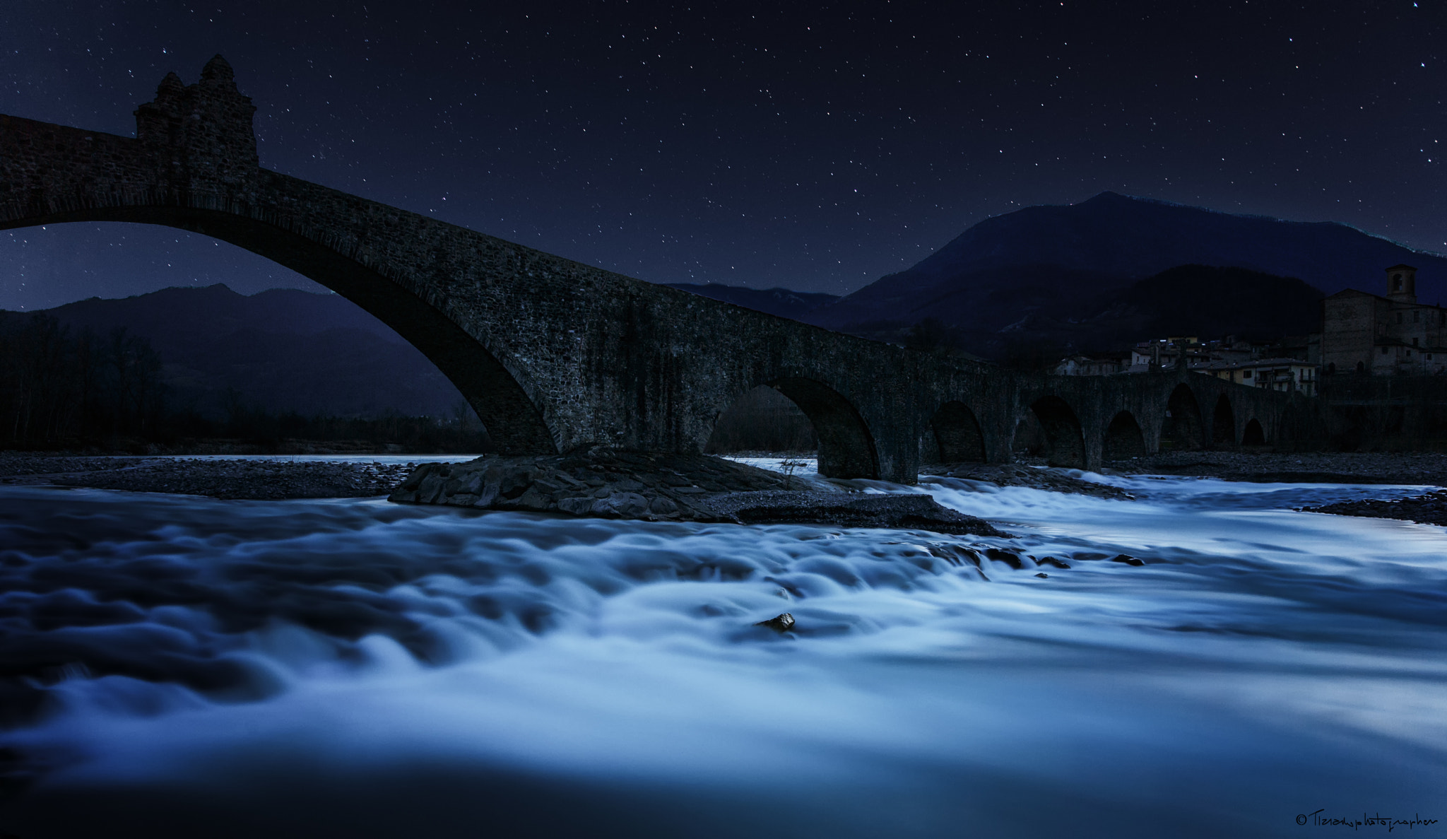 Sigma 18-250mm F3.5-6.3 DC OS HSM sample photo. Devil's bridge photography