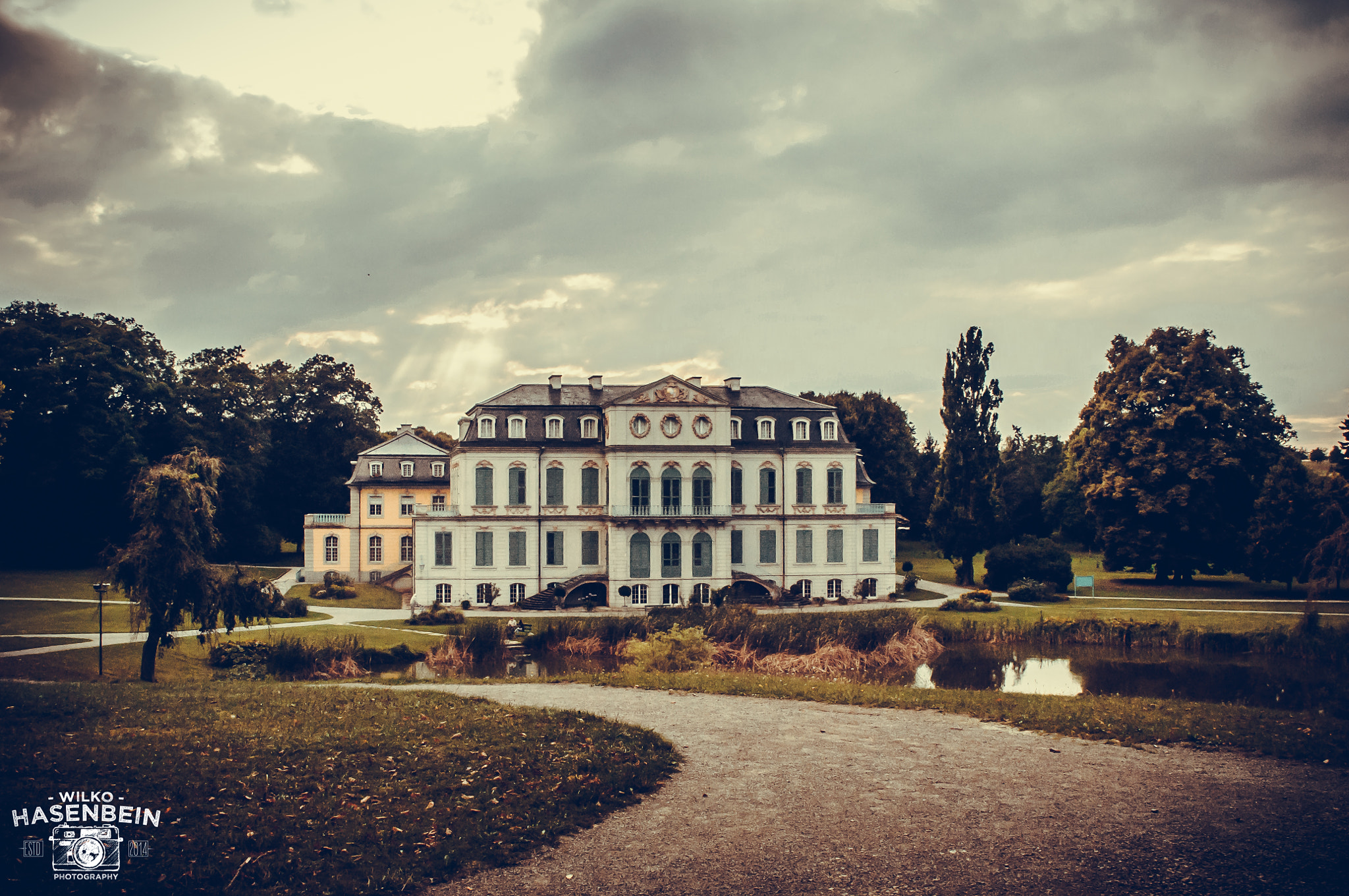 Tamron SP AF 20-40mm f/2.7-3.5 (166D) sample photo. Schloss wilhelmsthal kassel photography