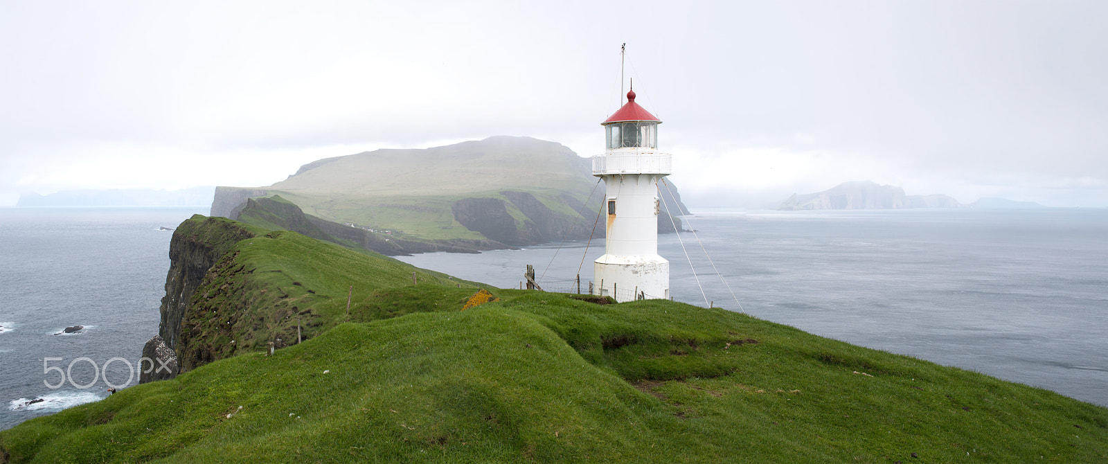 Nikon D610 + AF-S Nikkor 35mm f/1.8G sample photo. Lighthouse on mykines holmur photography