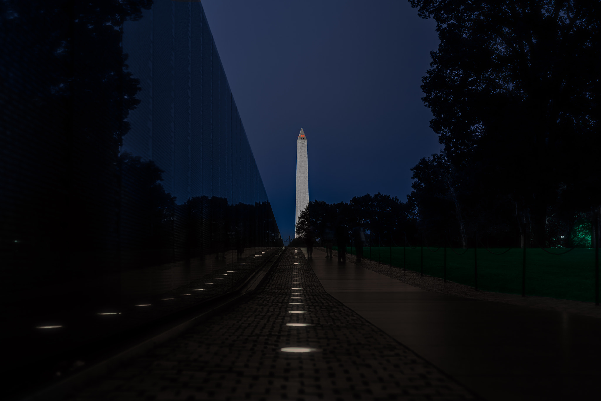 Sony Alpha DSLR-A900 + Minolta AF 50mm F1.7 sample photo. The vietnam veterans memorial photography