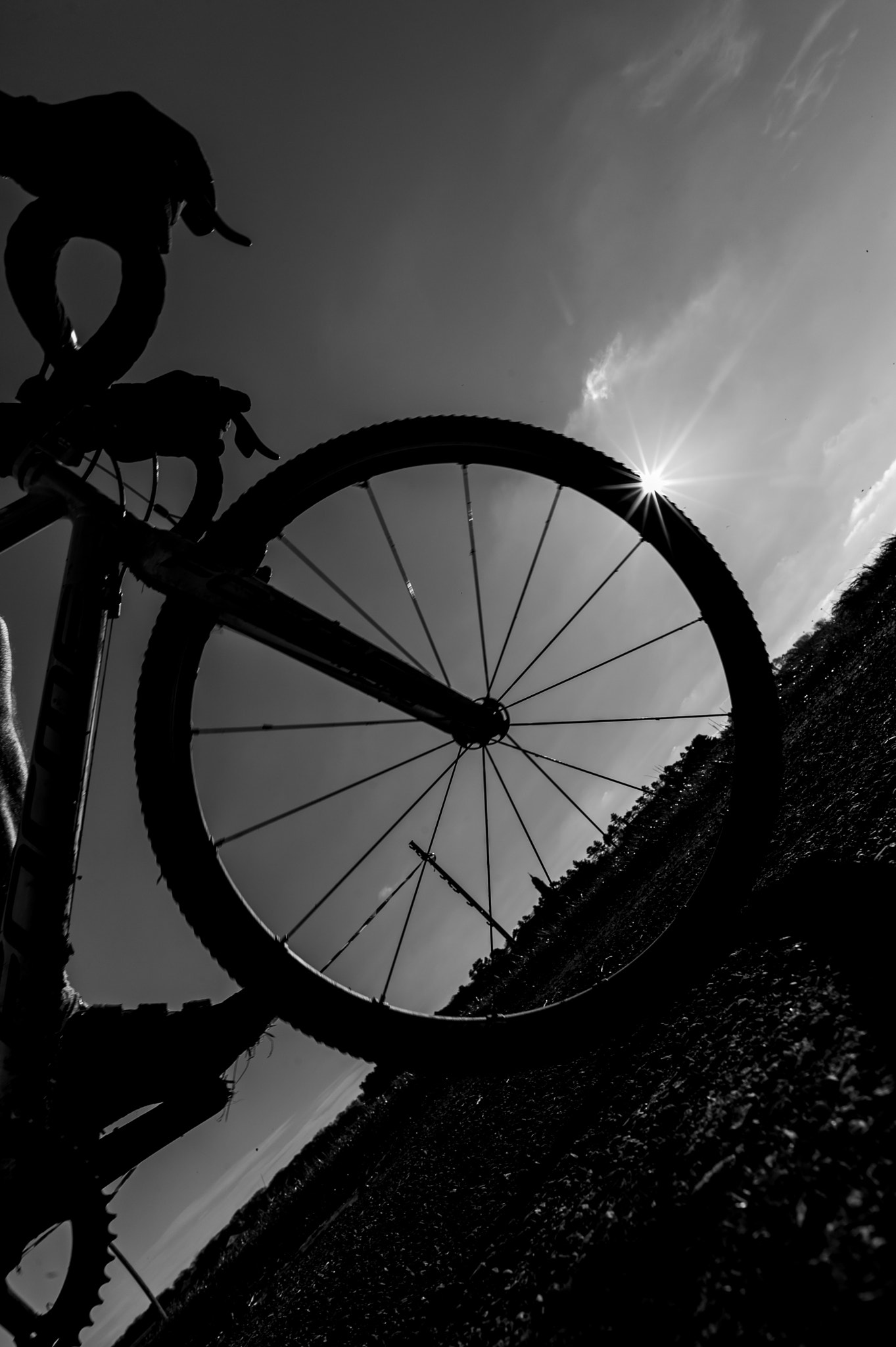 Nikon D4 + Nikon AF-S Nikkor 20mm F1.8G ED sample photo. Bike silhouette photography