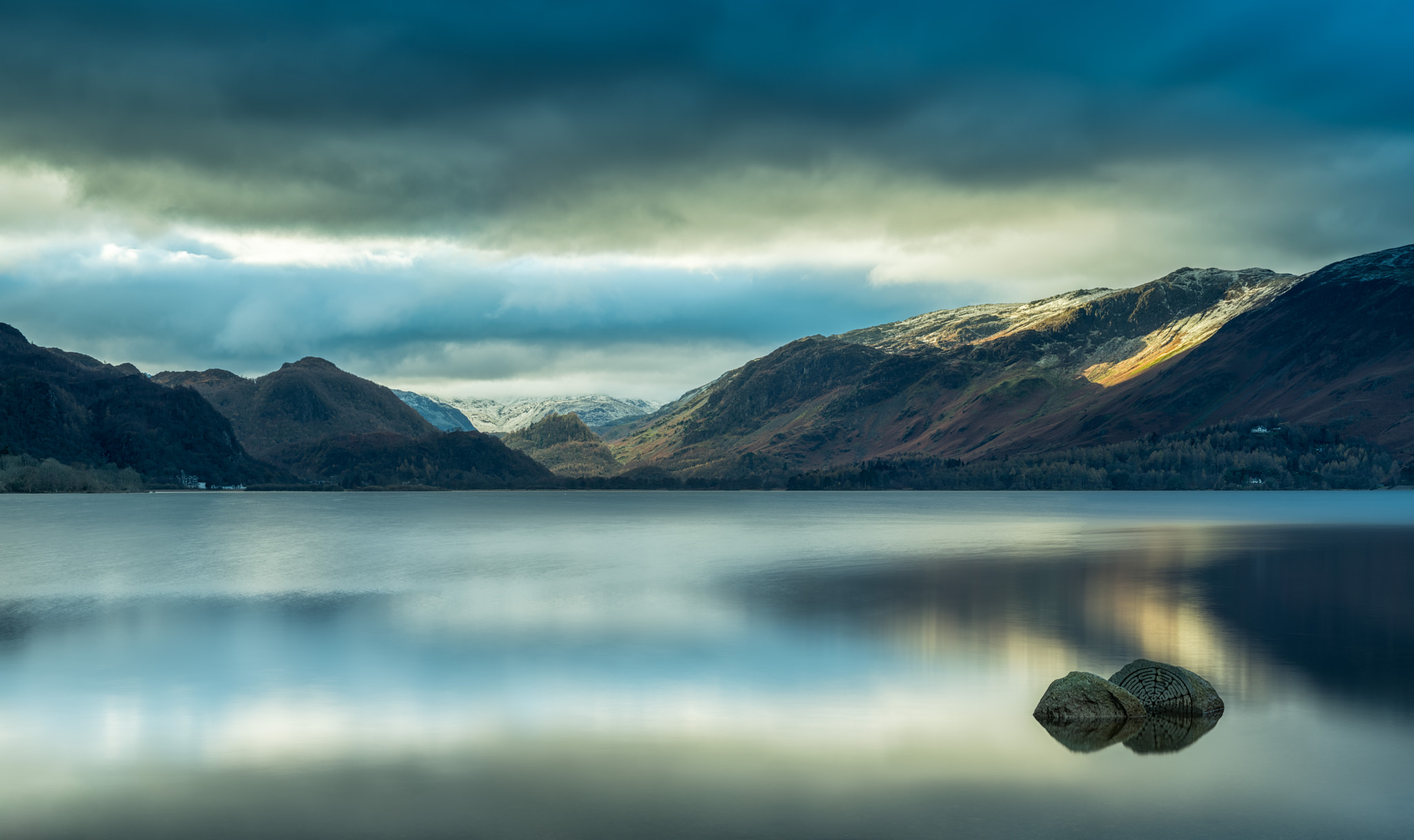 Sony a7R + Minolta AF 28-85mm F3.5-4.5 New sample photo. A slice of morning light at derwentwater photography