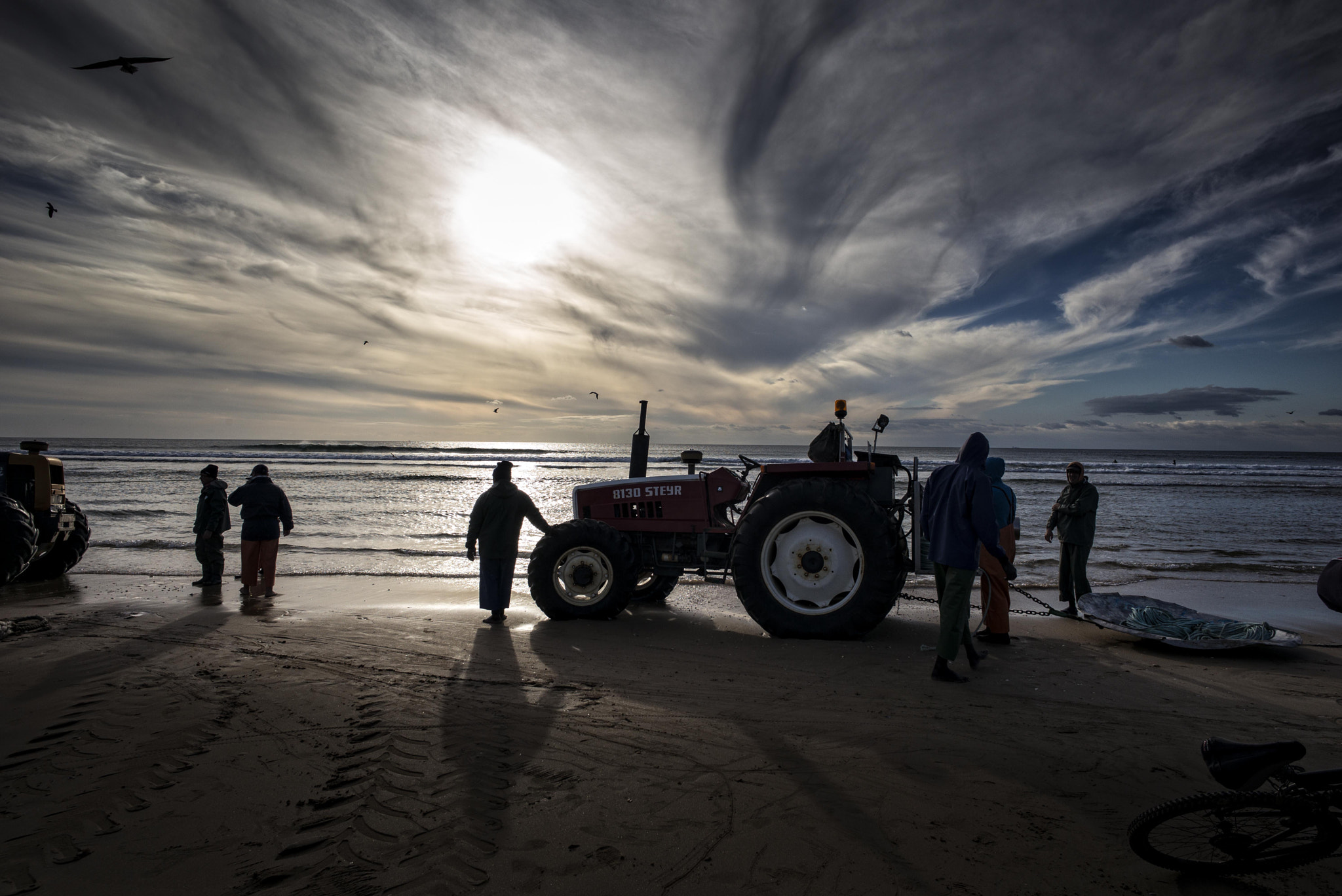 Leica Super-Elmar-M 18mm F3.8 ASPH sample photo. Fishing ii.jpg photography