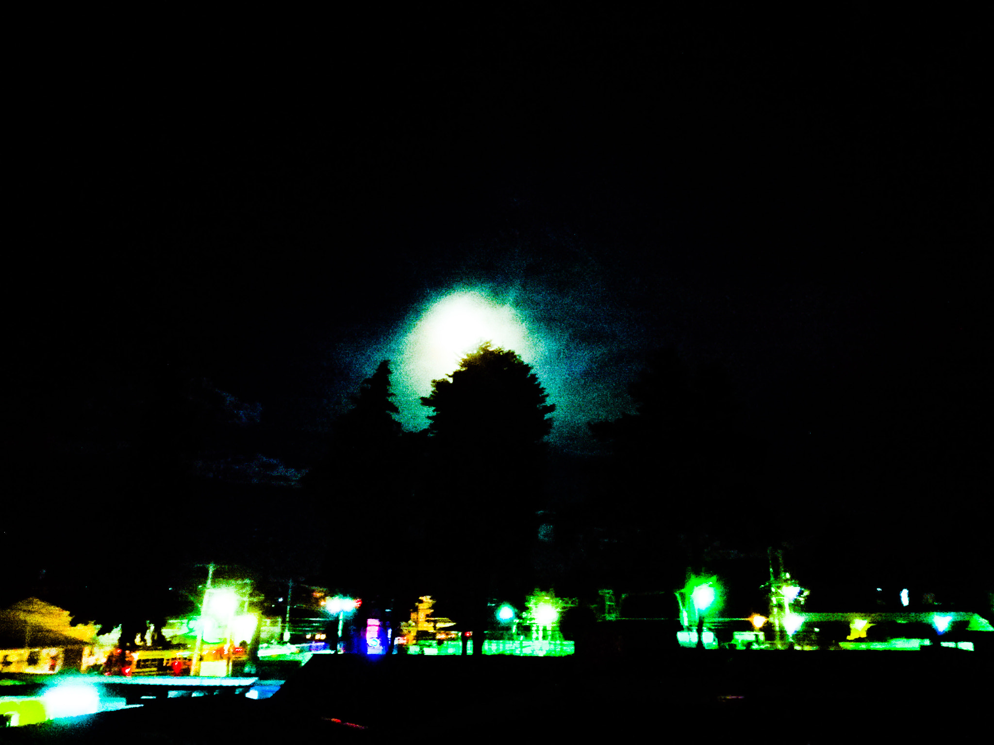 HUAWEI P7-L12 sample photo. Moon photography