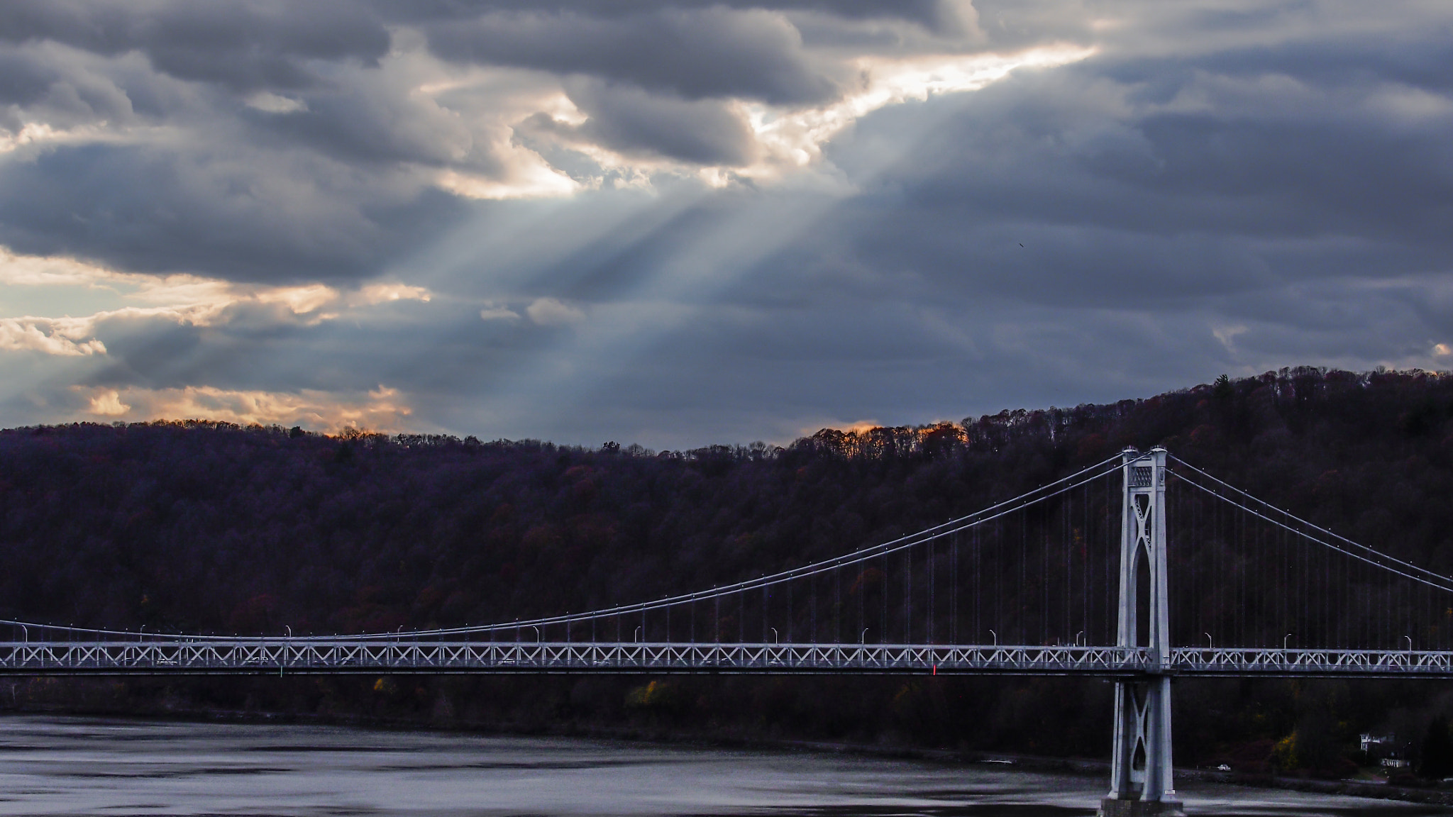 Olympus OM-D E-M5 sample photo. Light rays and bridge photography