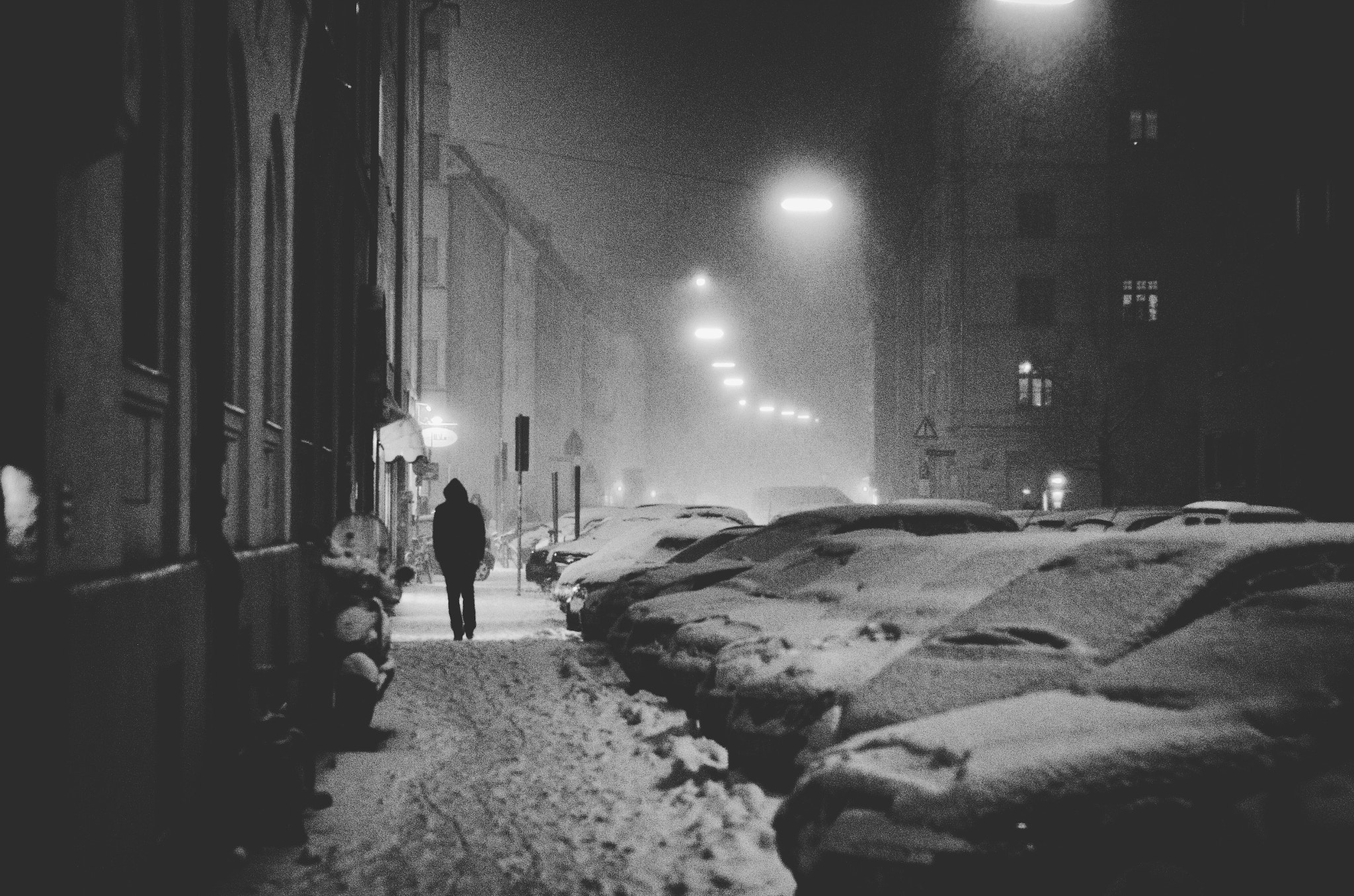 Pentax K-5 II + Pentax smc DA 50mm F1.8 sample photo. Street of schwabing | snowstorm | study photography