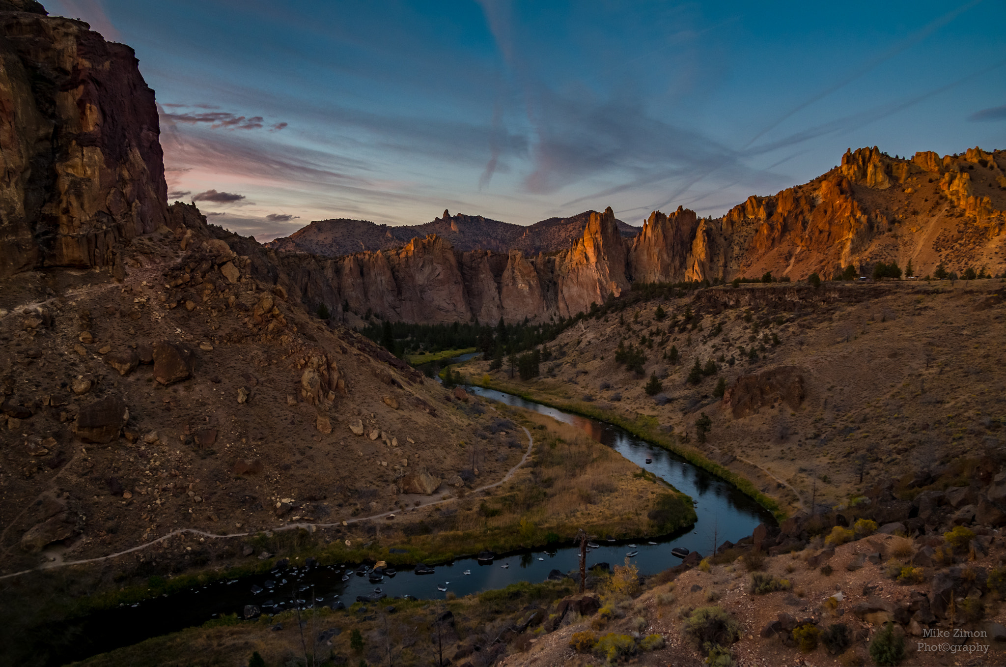 Pentax smc DA* 16-50mm F2.8 ED AL (IF) SDM sample photo. Sunset in smith rock state park photography
