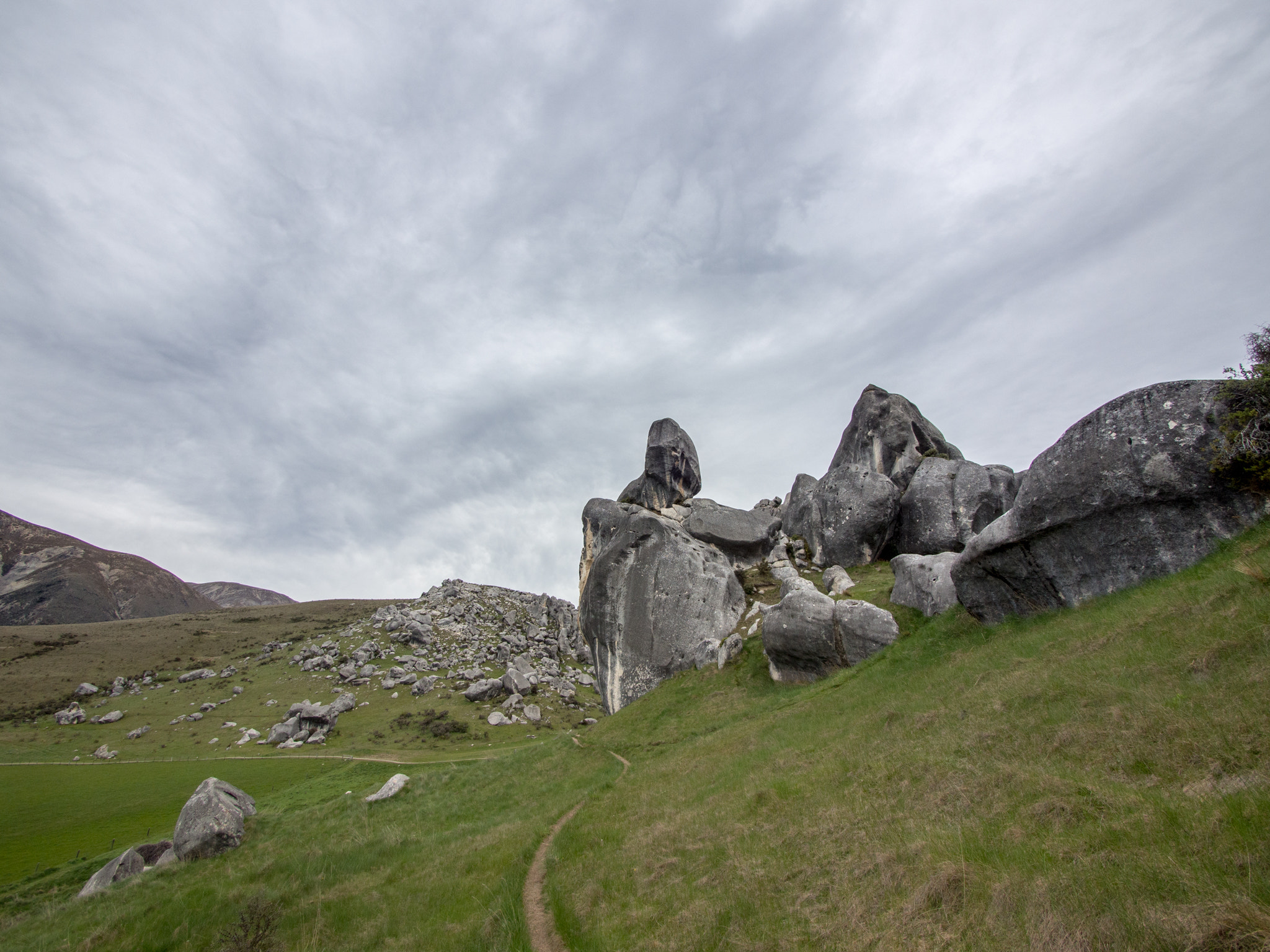 Olympus OM-D E-M5 + Panasonic Lumix G Vario 7-14mm F4 ASPH sample photo. Castle hill, canterbury photography