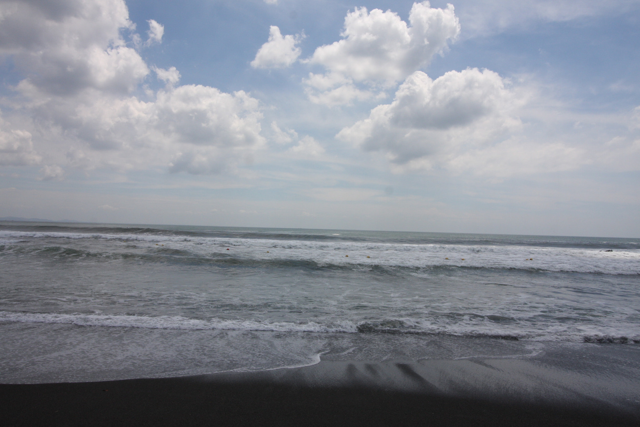 Canon EF-S 10-18mm F4.5–5.6 IS STM sample photo. Birds and landscapes at oiso photography