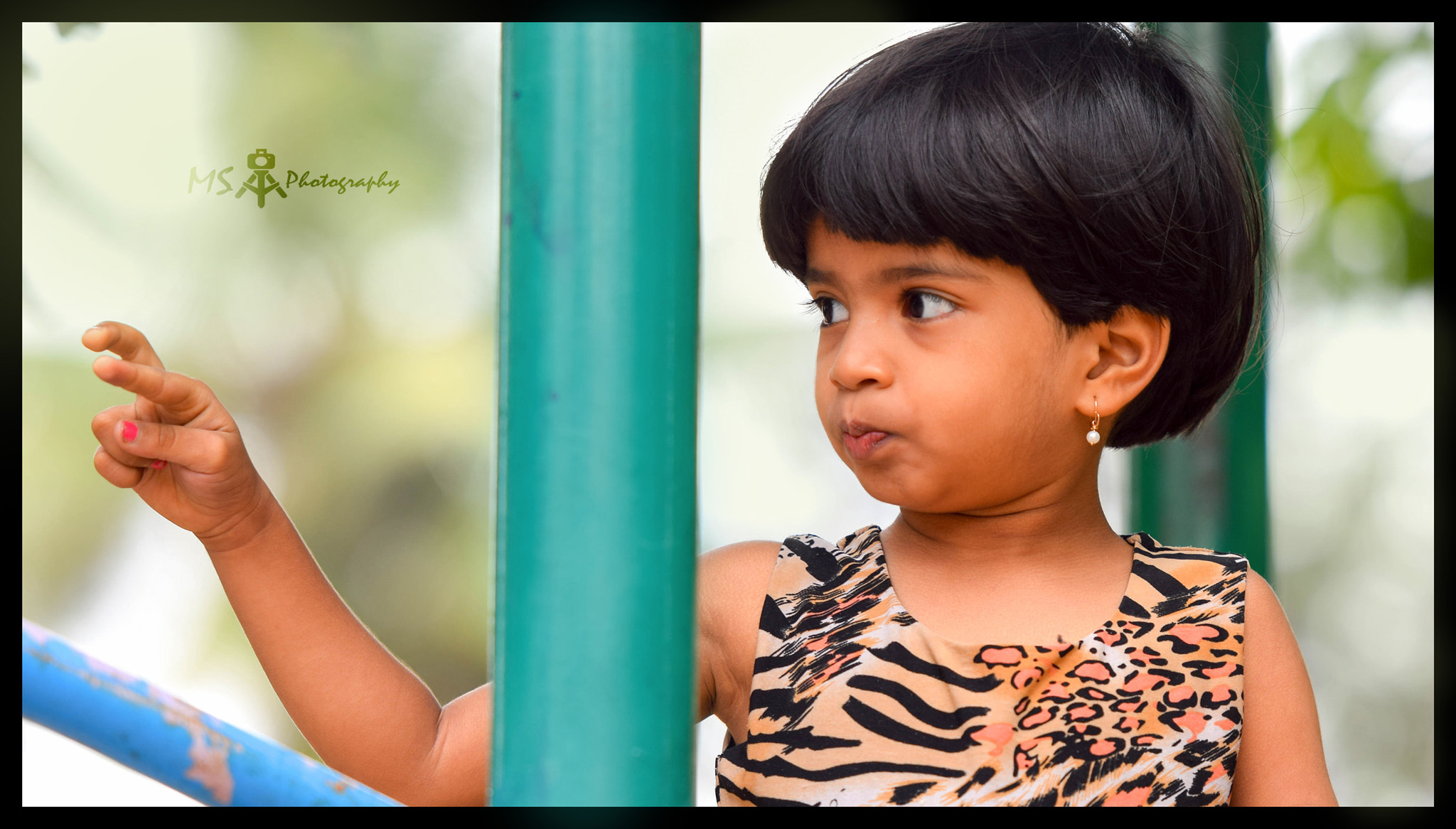 Nikon AF-S Nikkor 70-200mm F2.8G ED VR II sample photo. Candid photography