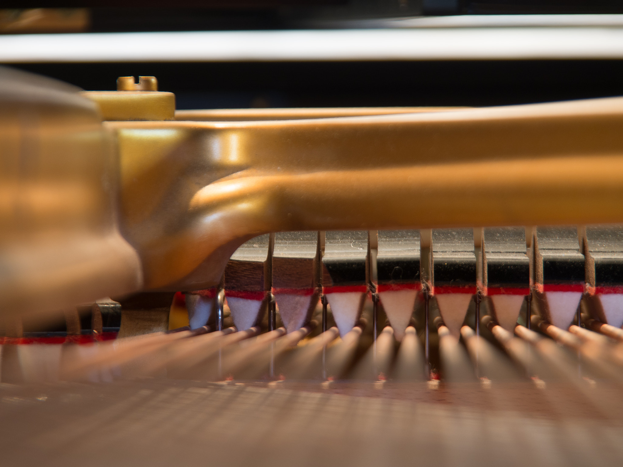 Olympus PEN E-P5 sample photo. Piano de concert photography