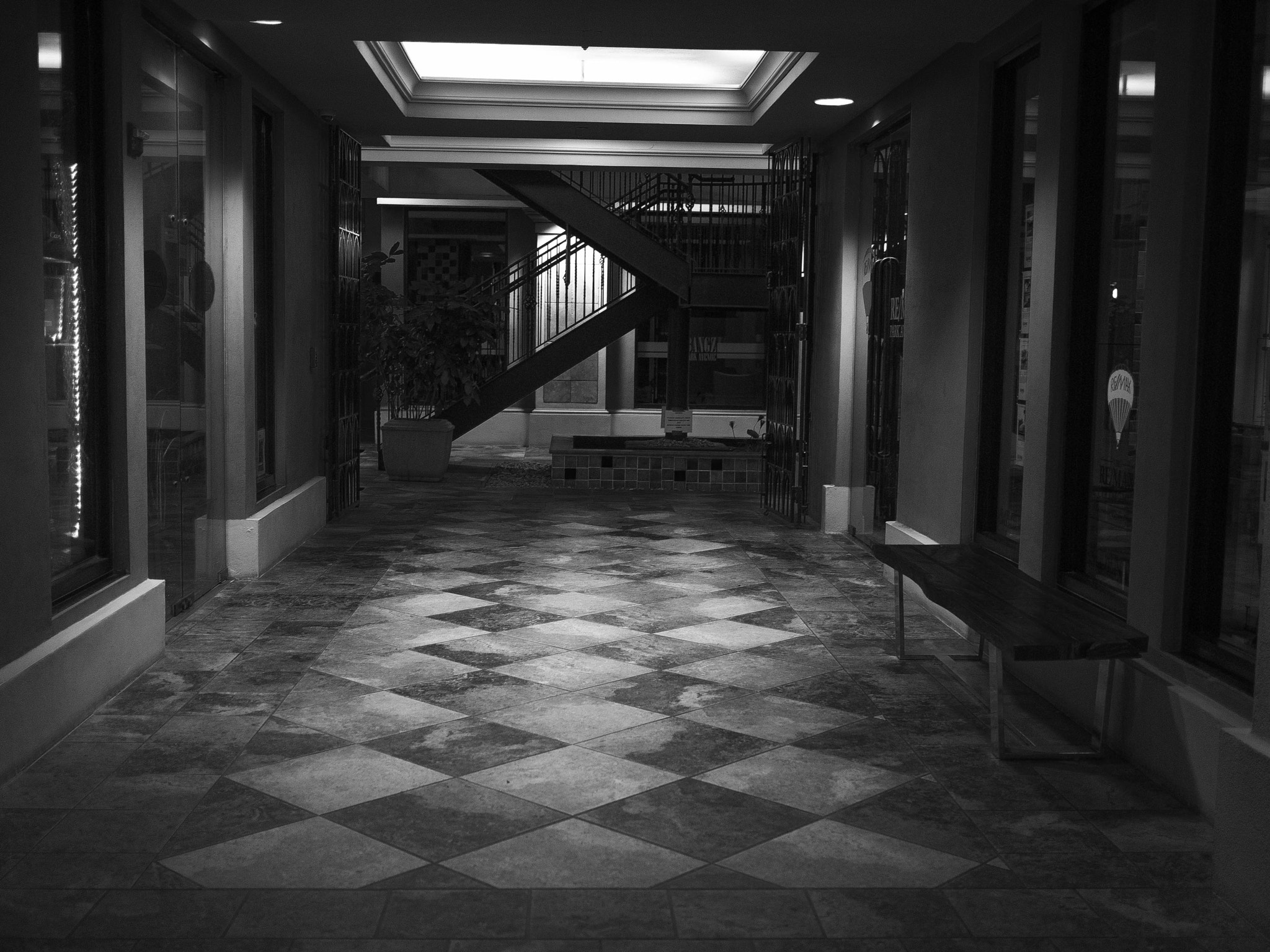 Panasonic Lumix DMC-GF2 + Panasonic Lumix G 20mm F1.7 ASPH sample photo. Staircase photography