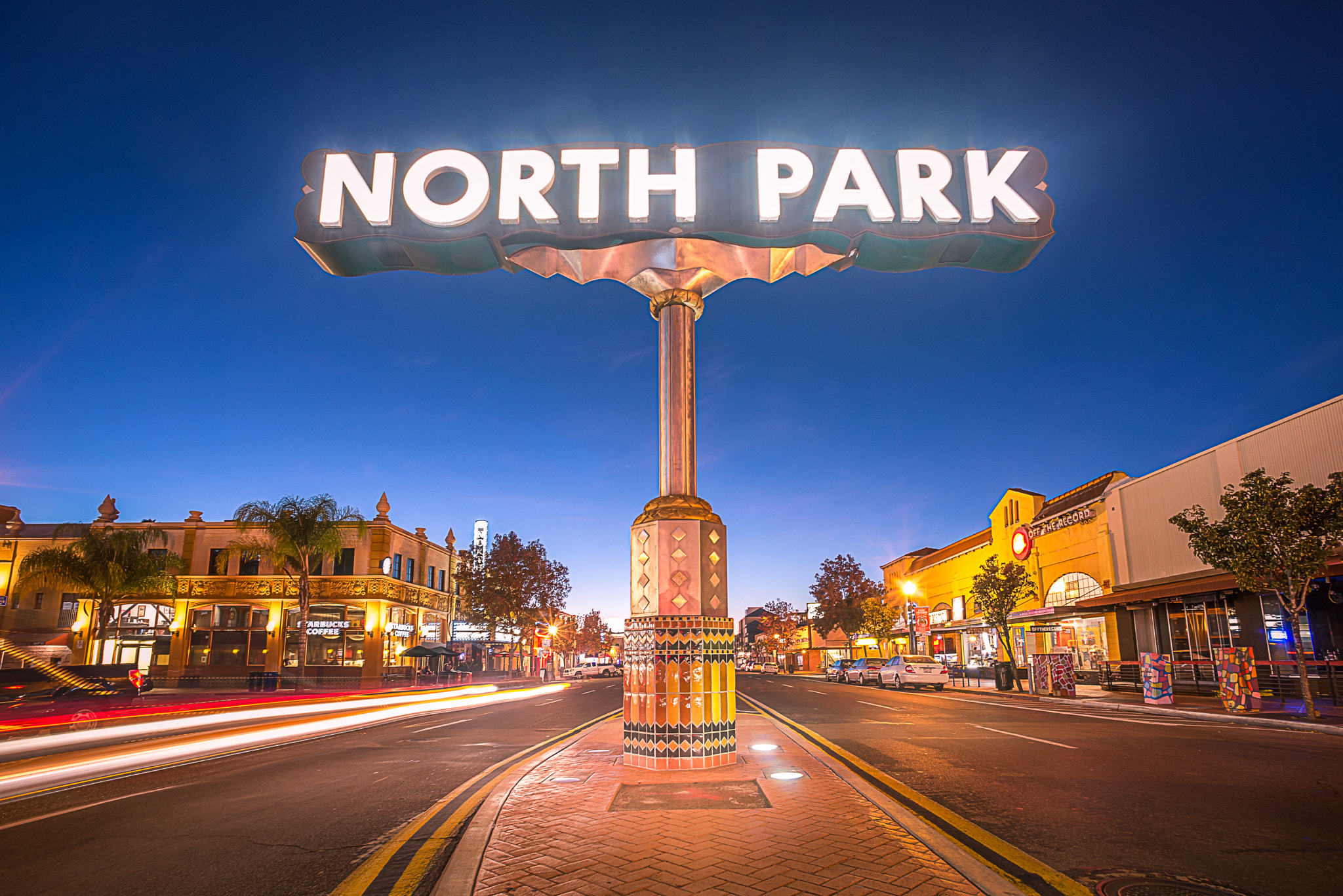Nikon D800 + Nikon AF Nikkor 14mm F2.8D ED sample photo. North park neon photography