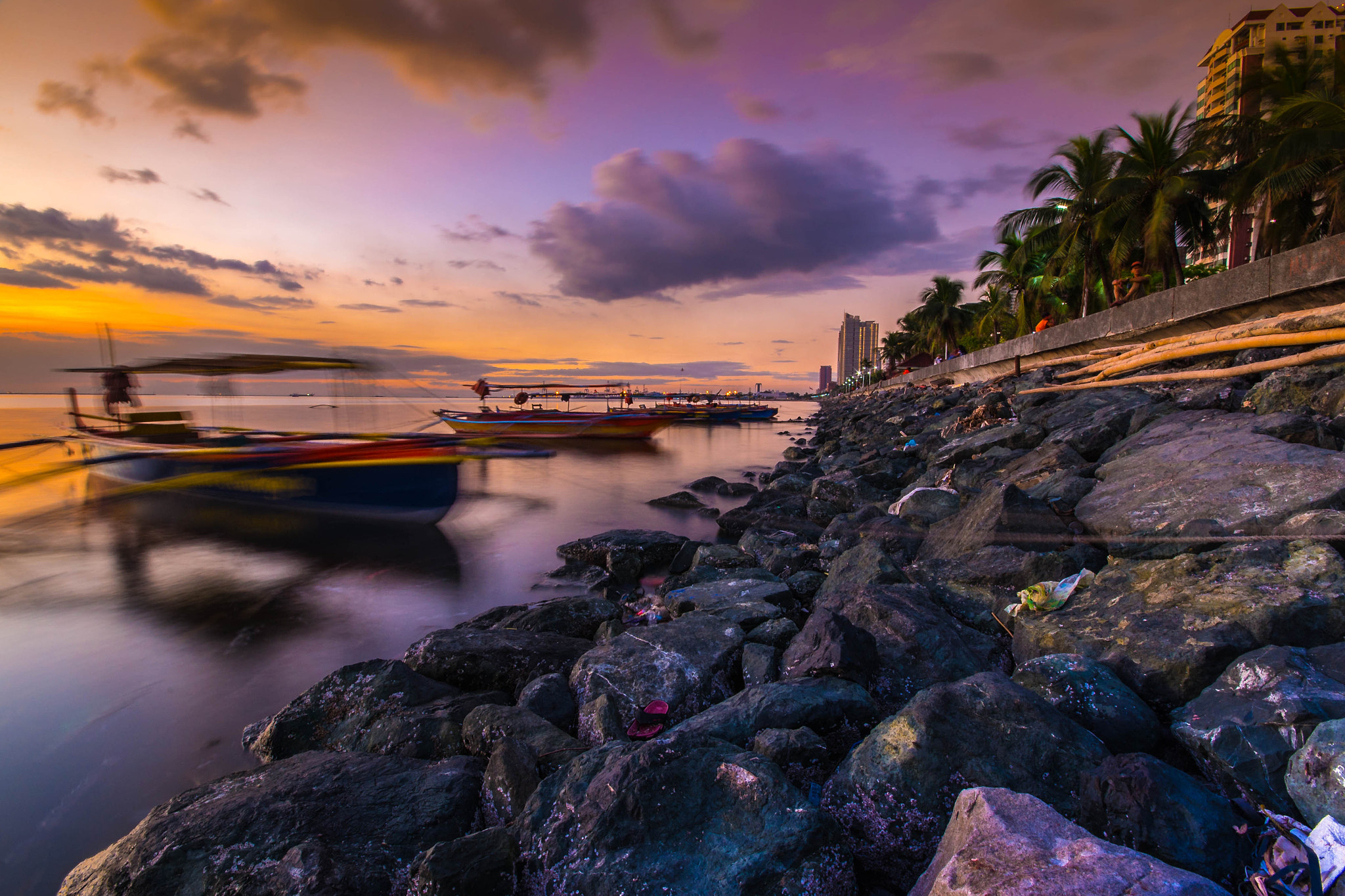 Sigma 10-20mm F4-5.6 EX DC HSM sample photo. Manila bay blue hour photography
