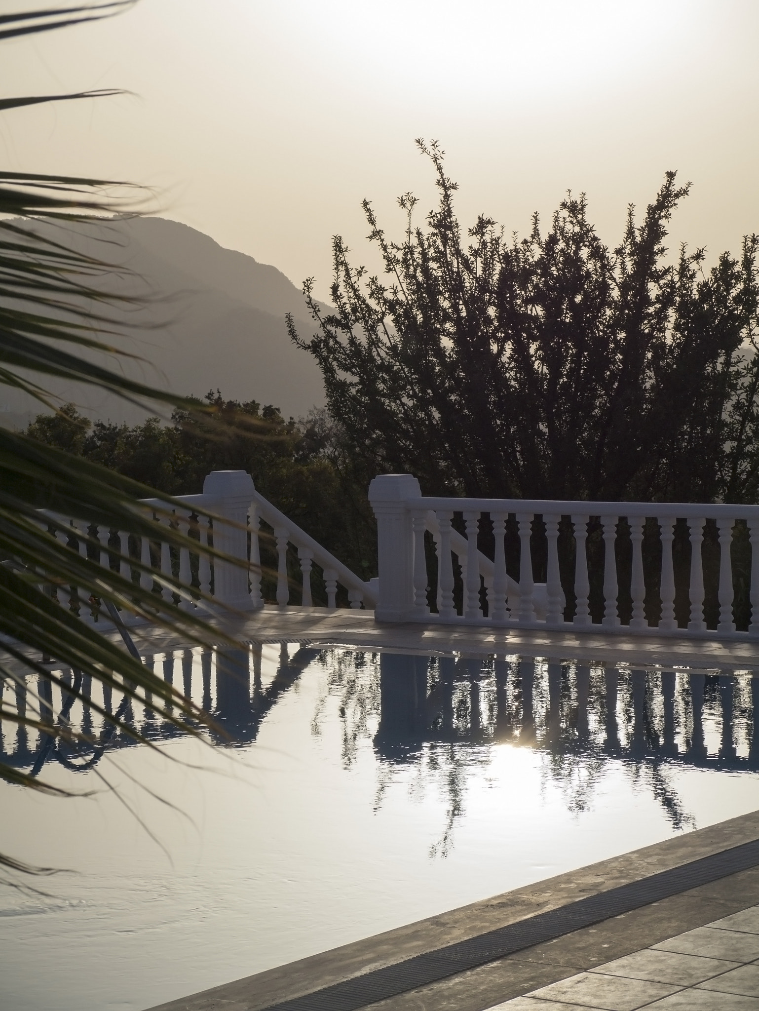 Panasonic Lumix DMC-G3 sample photo. Pool photography