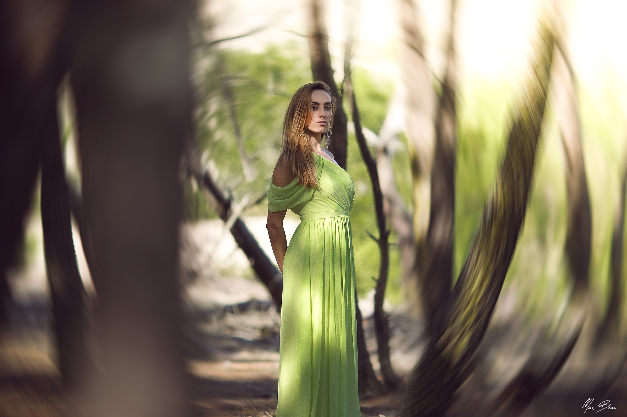 Canon EOS 7D Mark II + Canon EF 135mm F2L USM sample photo. Sophie photography