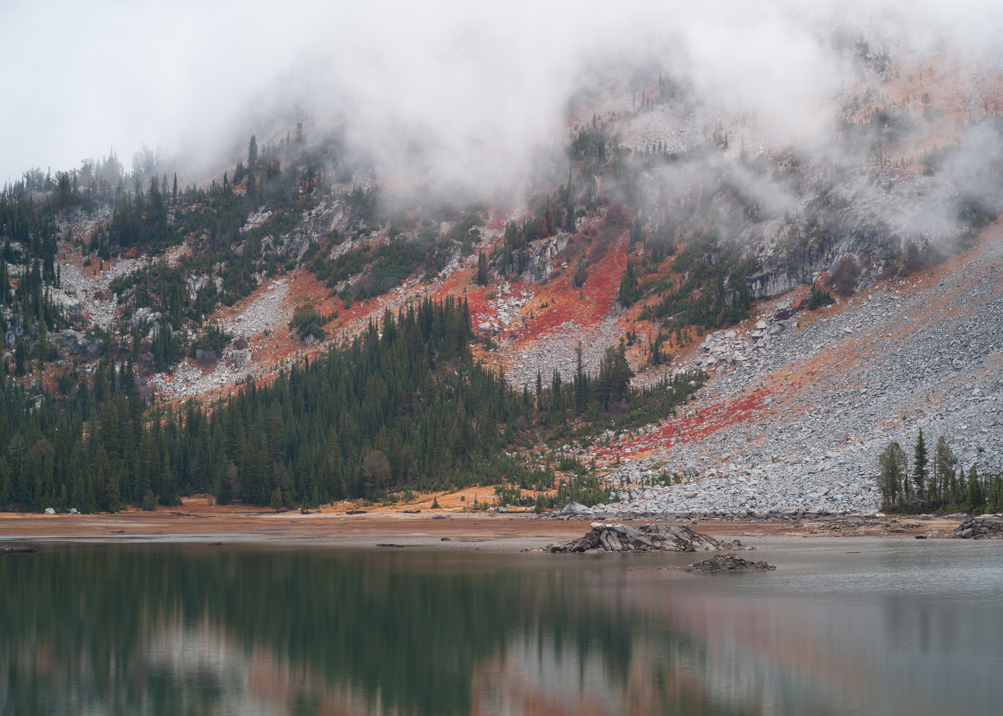 Nikon D700 + PC Micro-Nikkor 85mm f/2.8D sample photo. Reflection on echo lake photography