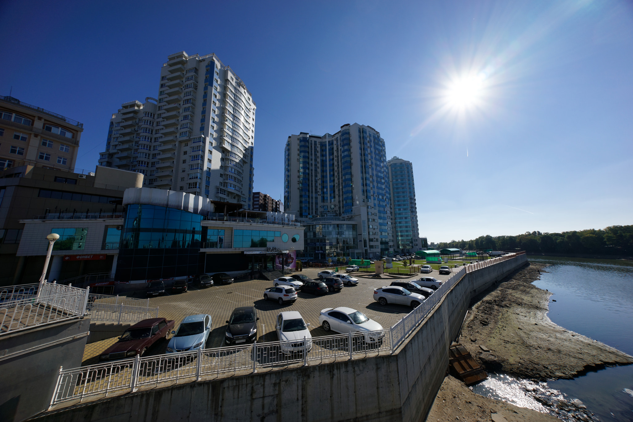 Sony a7 + Sony E 10-18mm F4 OSS sample photo. Kakotkin com photography