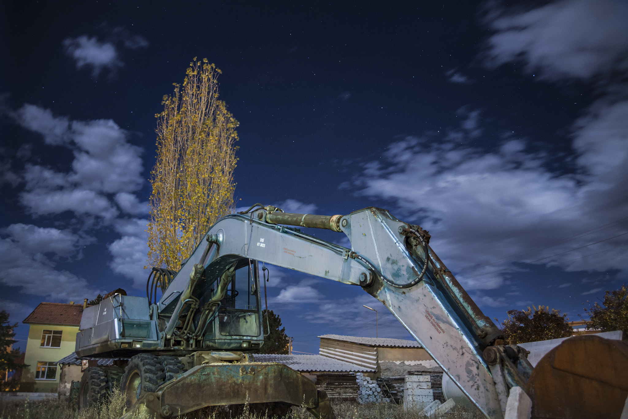 Canon EF 28-70mm f/3.5-4.5 sample photo. Backhoe loader photography