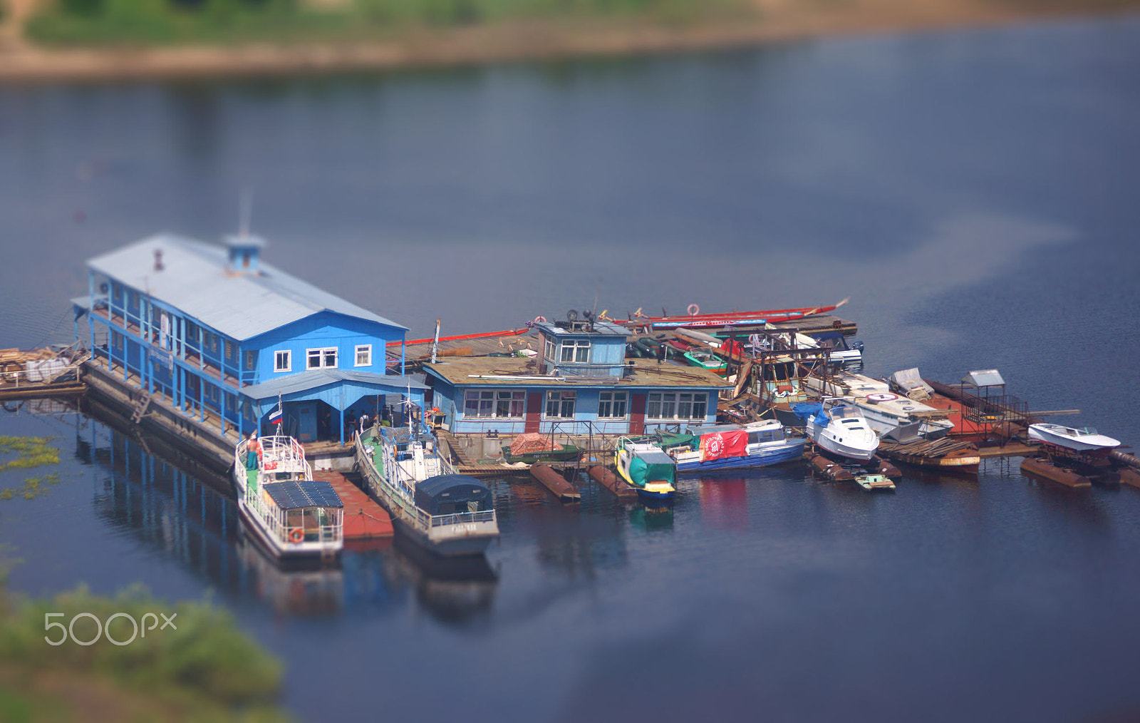 Sony DT 55-200mm F4-5.6 SAM sample photo. Tiltshift photography