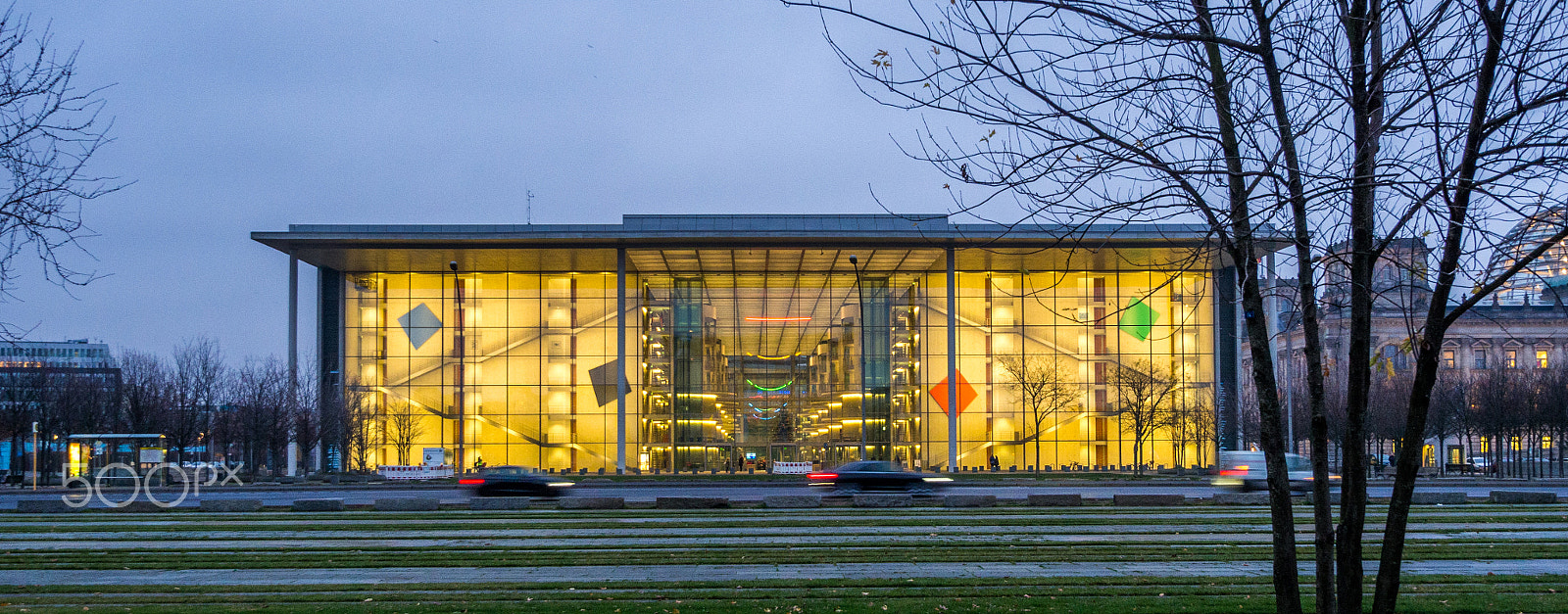 Olympus OM-D E-M10 II + OLYMPUS M.9-18mm F4.0-5.6 sample photo. Paul-löbe-haus in berlin photography