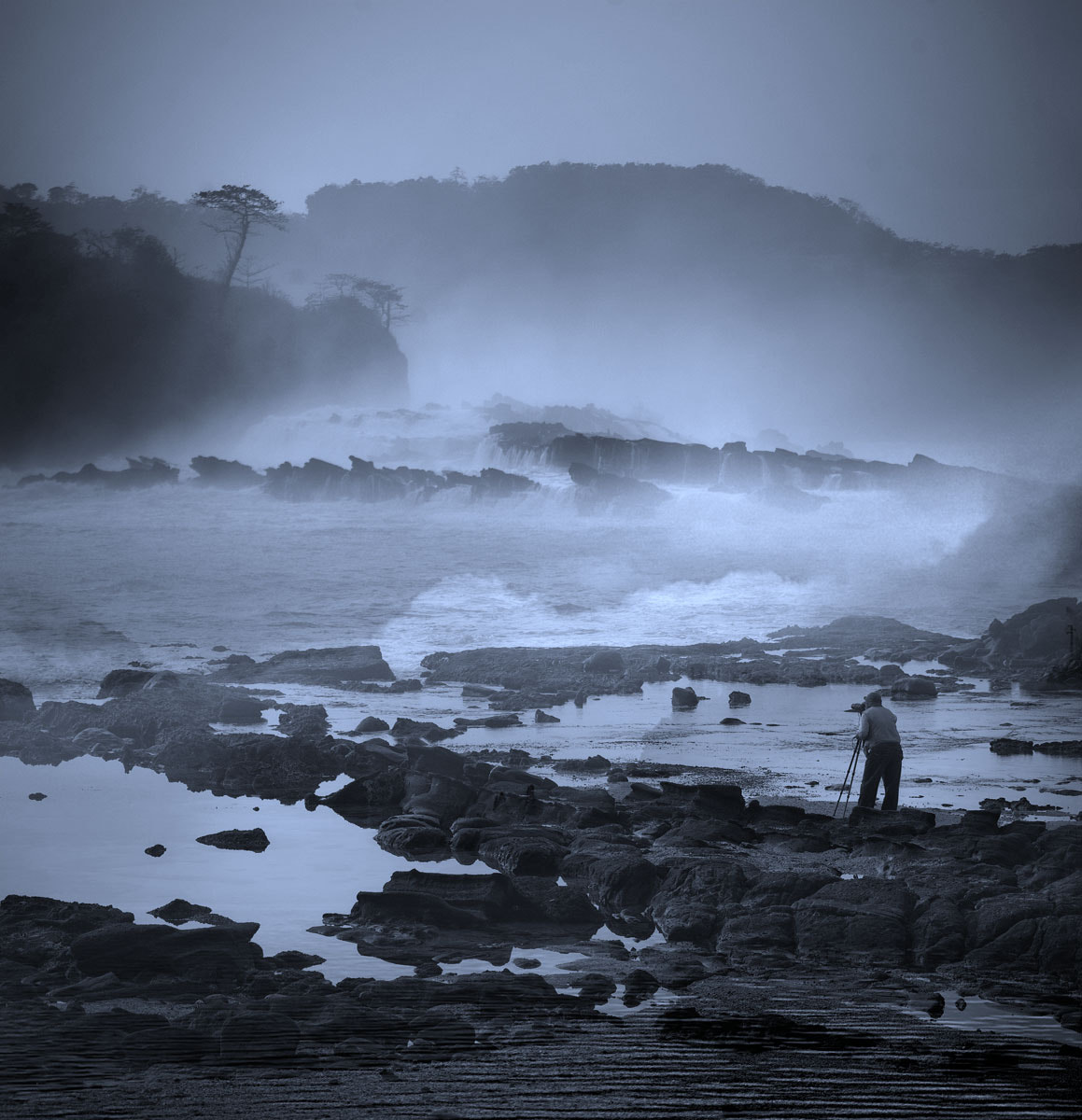 smc PENTAX-FA J 75-300mm F4.5-5.8 AL sample photo. Sea photography