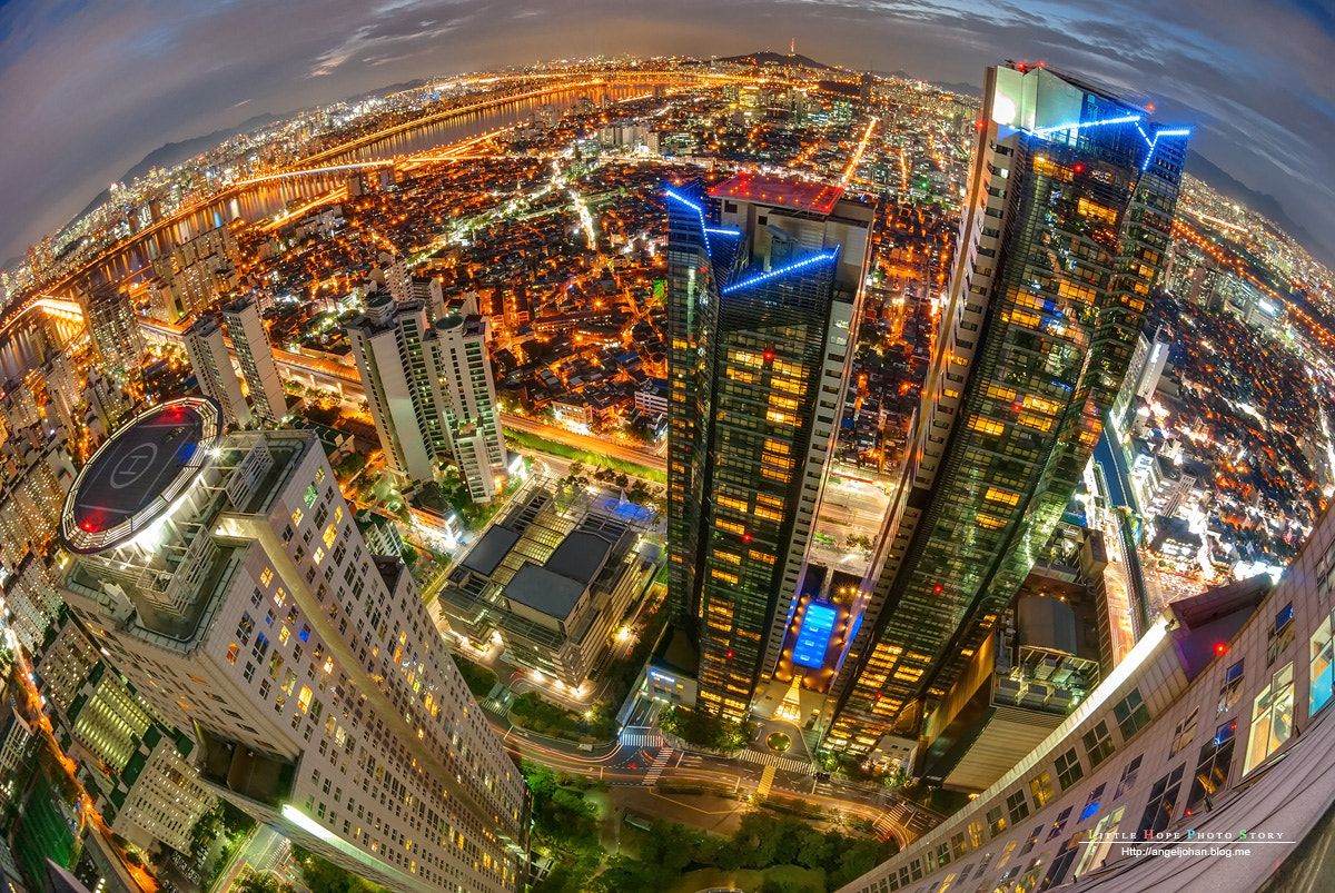 Nikon AF DX Fisheye-Nikkor 10.5mm F2.8G ED sample photo. Korea  65th floor photography