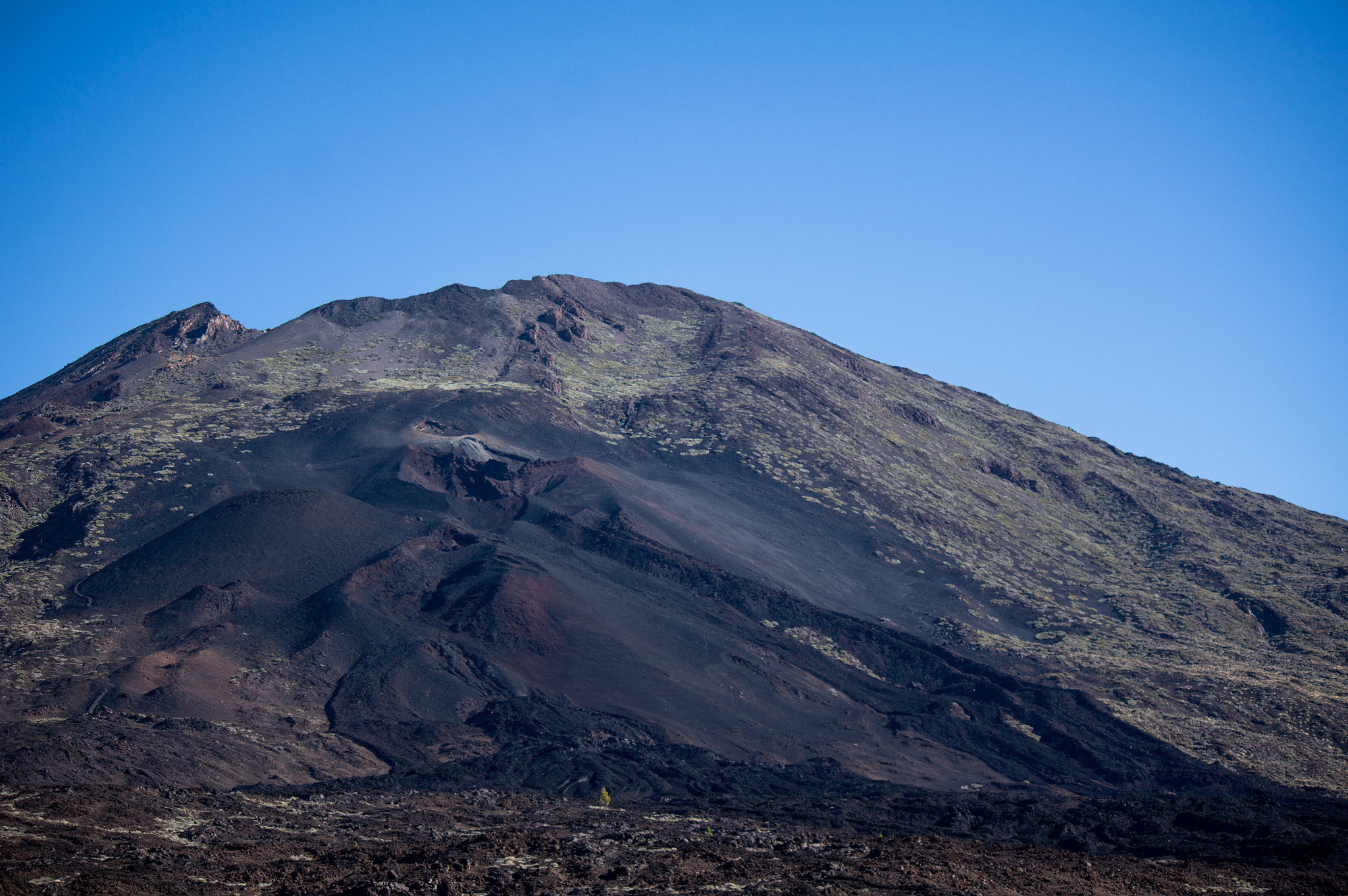 Tamron 18-270mm F3.5-6.3 Di II PZD sample photo. Volcano photography